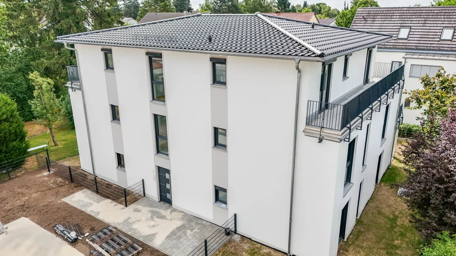 Sofort bezugsfreier Neubau: 2-Zimmer-Wohnung mit Balkon - Bild 8