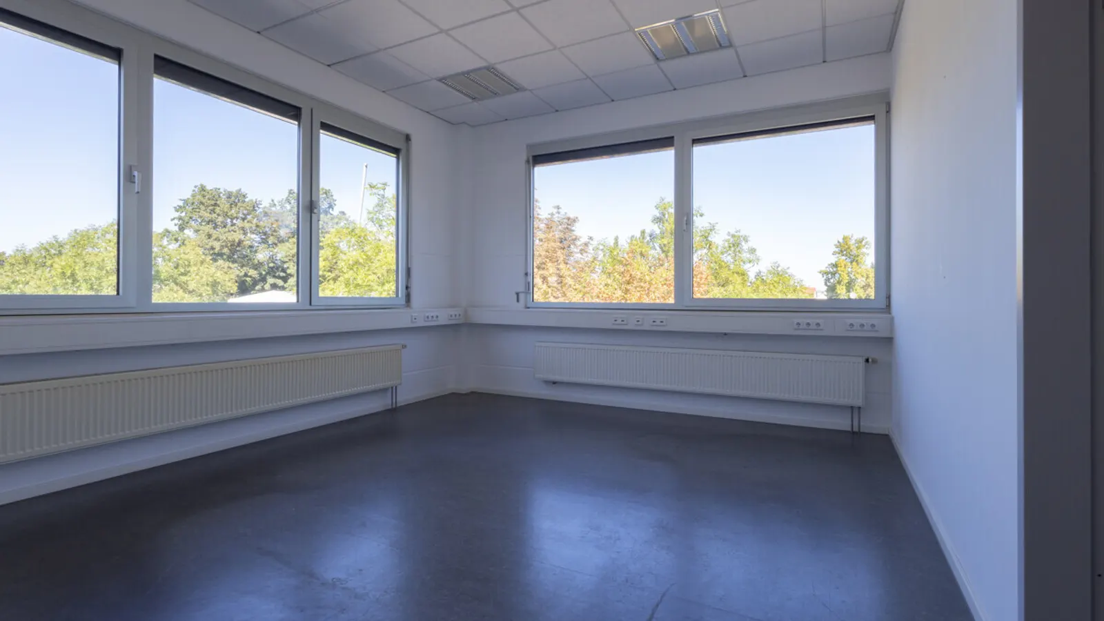 Großzügige Halle mit Büro in Autobahnnähe - Bild 20