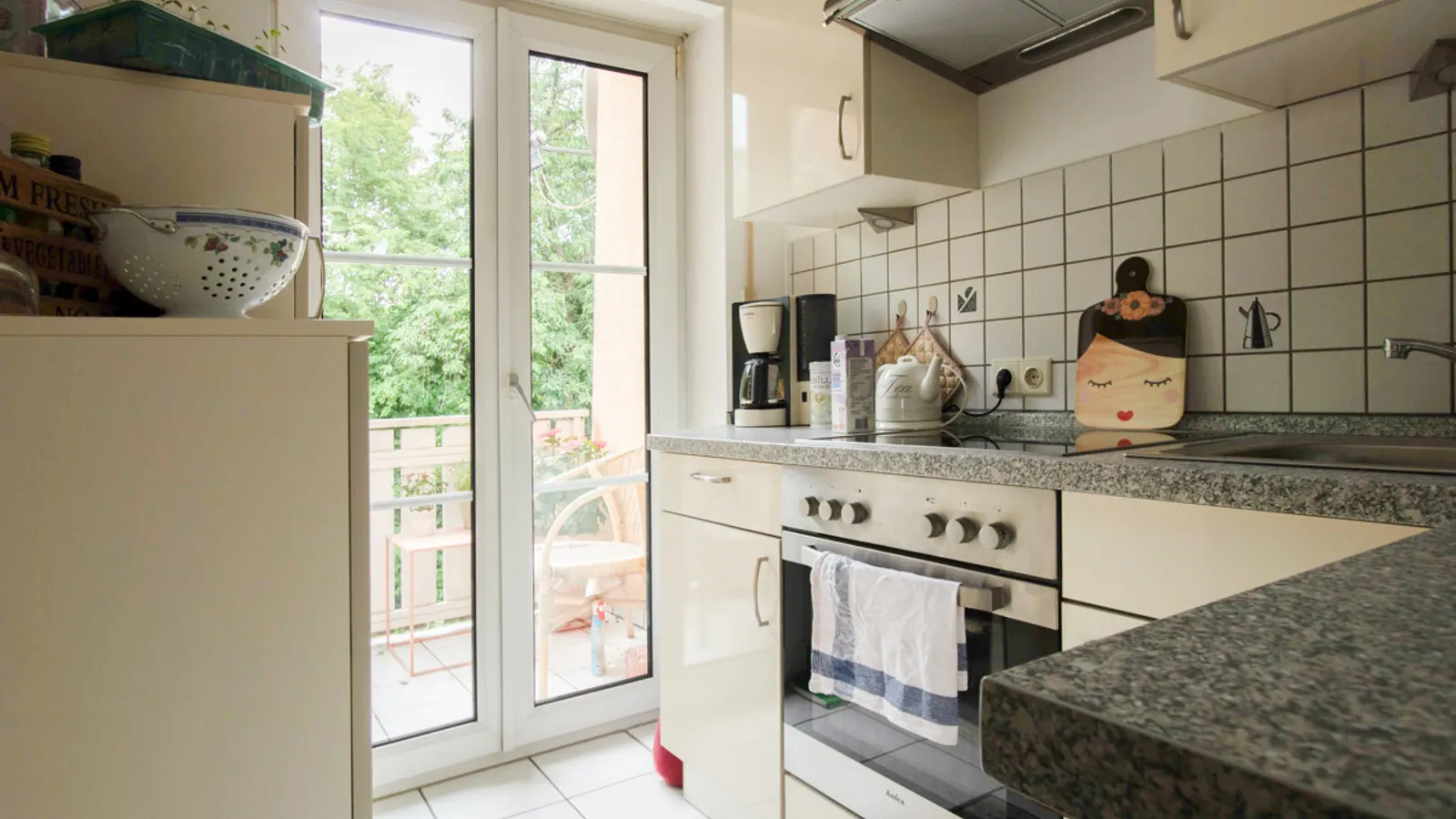 2-Zimmer-Wohnung mit zwei Balkonen in ruhiger Lage von Manching! - Bild 9