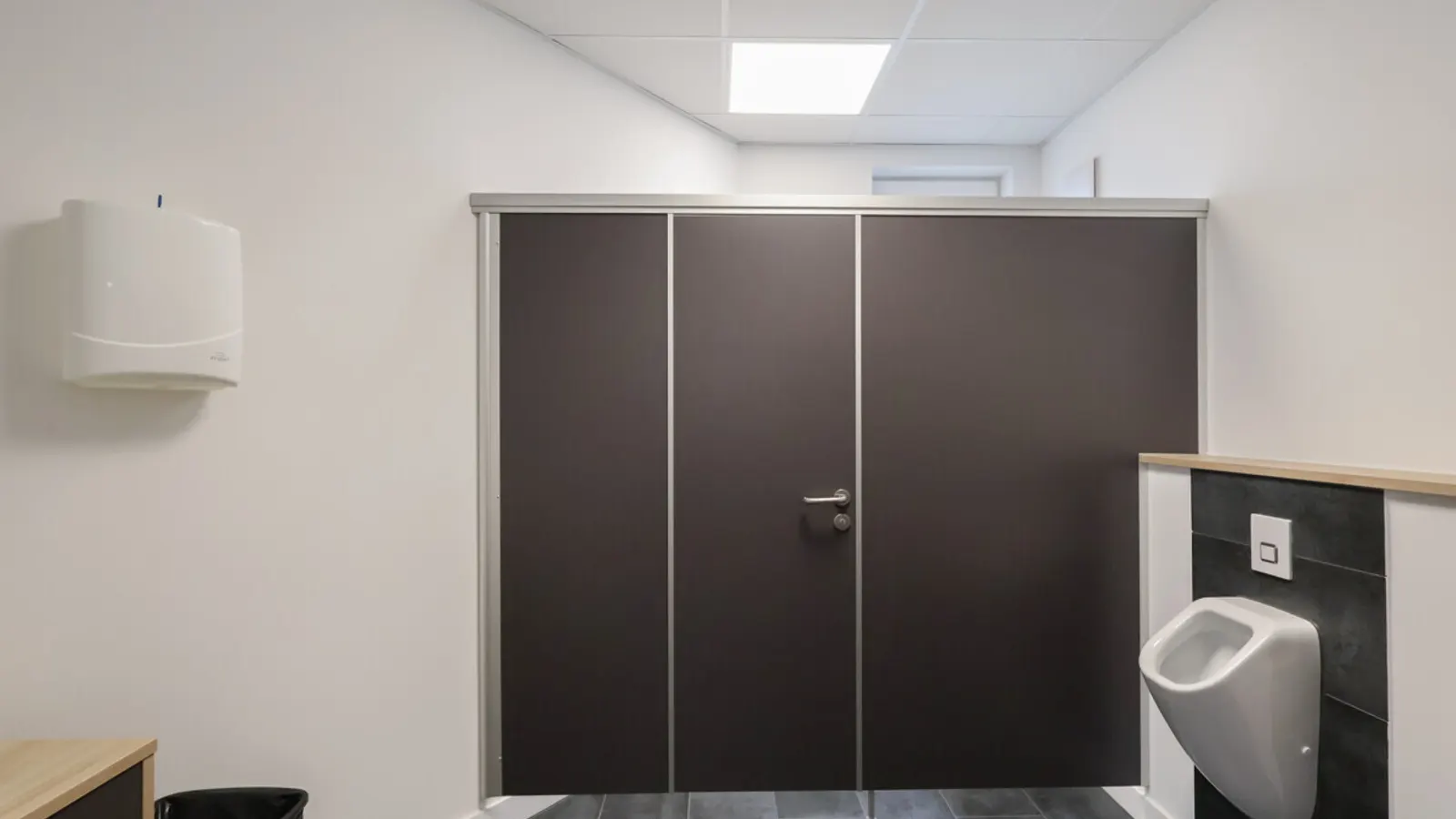 Interpark: Attraktive und moderne Büroräume in guter Lage von Kösching! - Bild 12