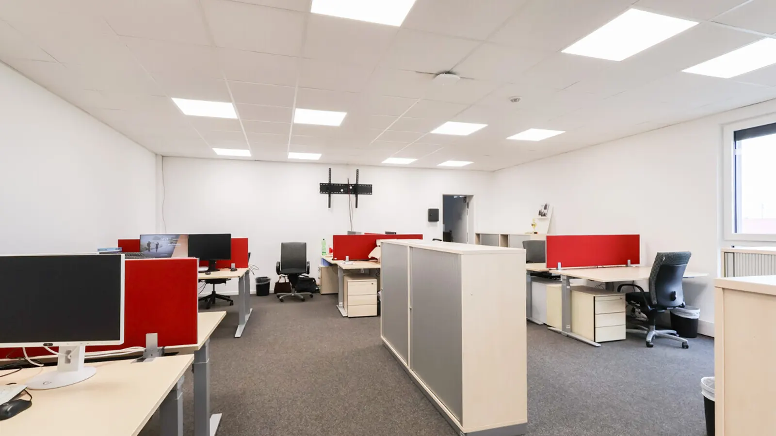 Interpark: Attraktive und moderne Büroräume in guter Lage von Kösching! - Bild 7