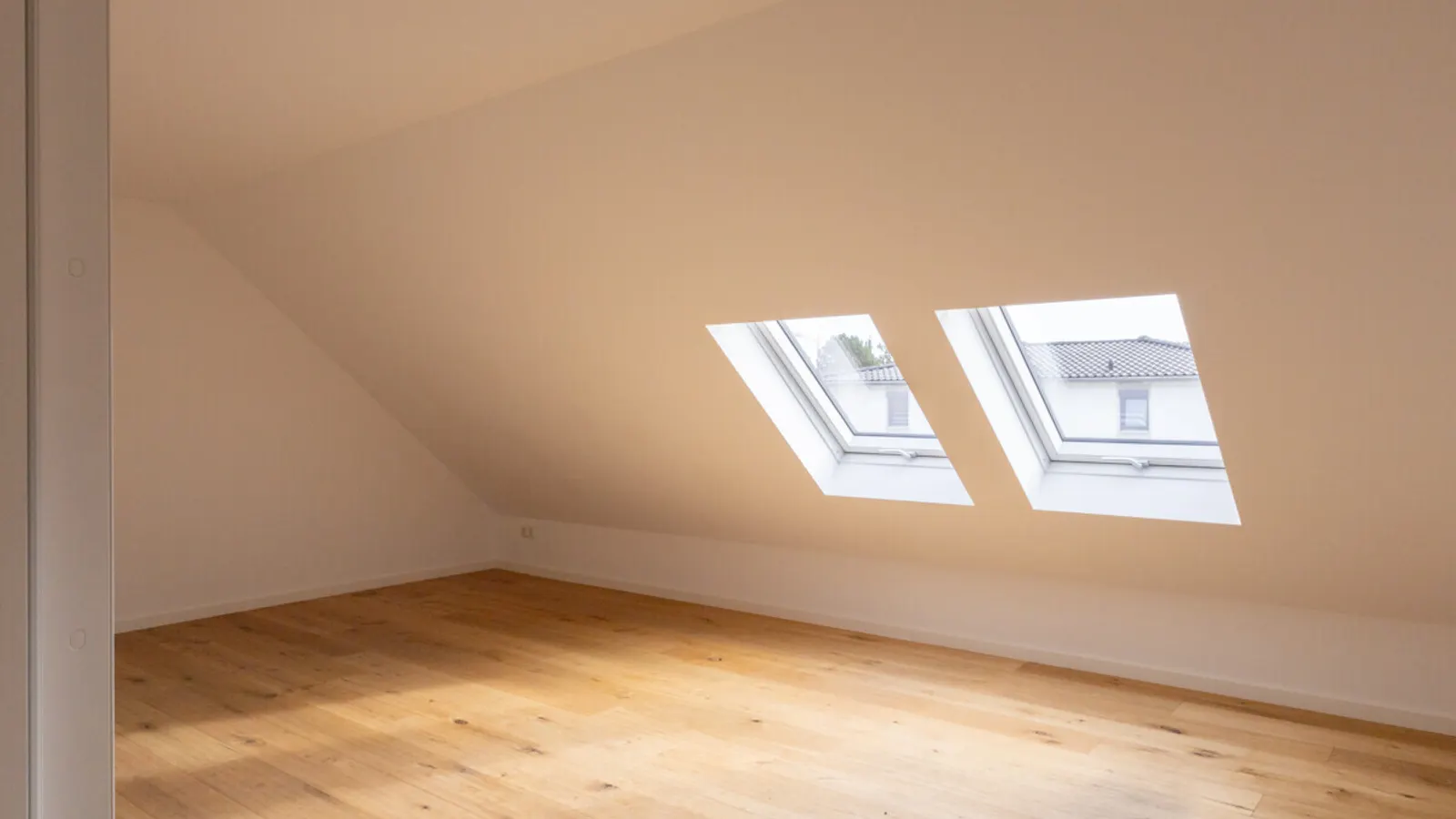 Kernsaniertes Reihenhaus in idealer Lage Ingolstadt Süd - Bild 19