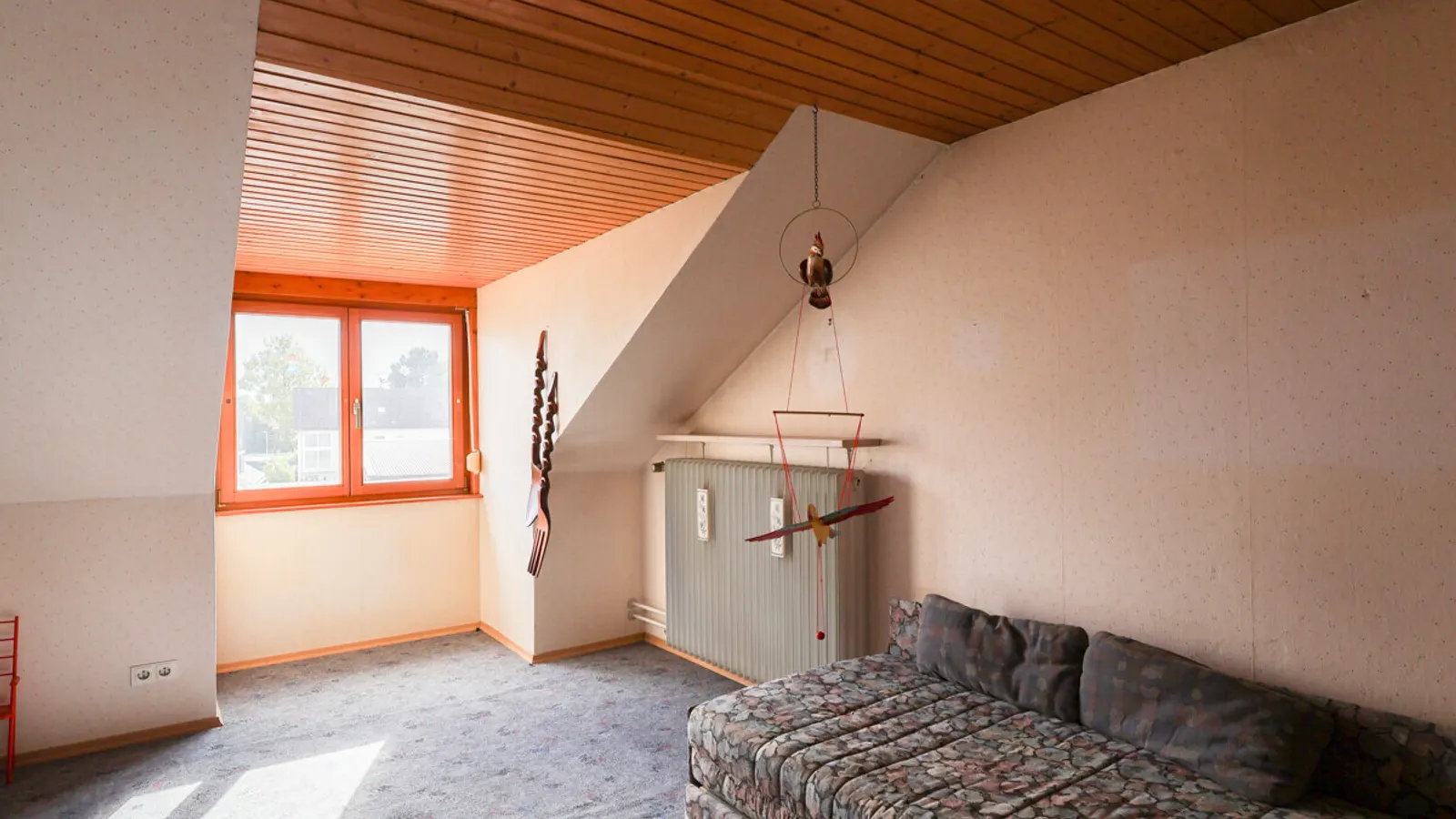 Charmantes Reihenmittelhaus in Ingolstadt-Nord mit viel Gestaltungsspielraum! - Bild 13