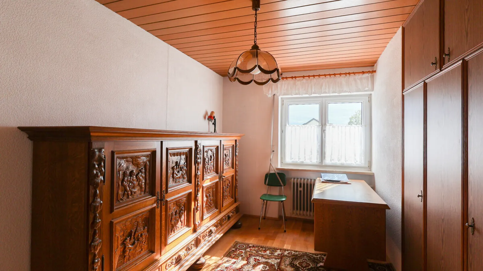 Charmantes Reihenmittelhaus in Ingolstadt-Nord mit viel Gestaltungsspielraum! - Bild 9