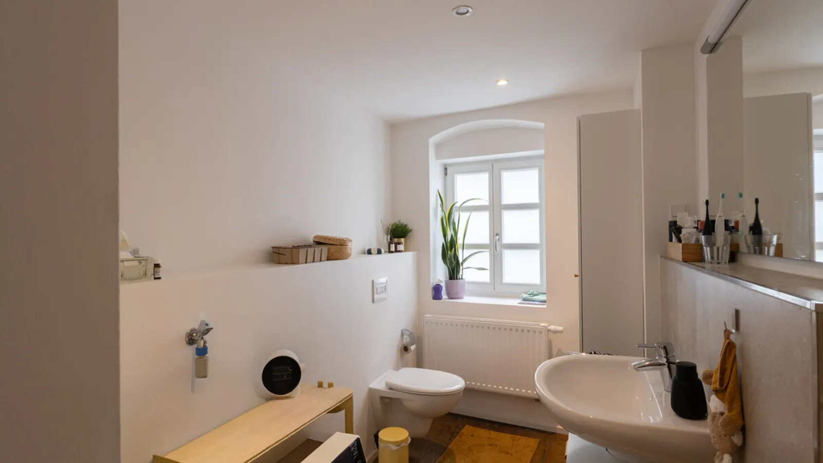 Liebevoll saniertes Denkmalobjekt - Stadtbauernhof mit 4-Wohnungen in der Innenstadt - Bild 6