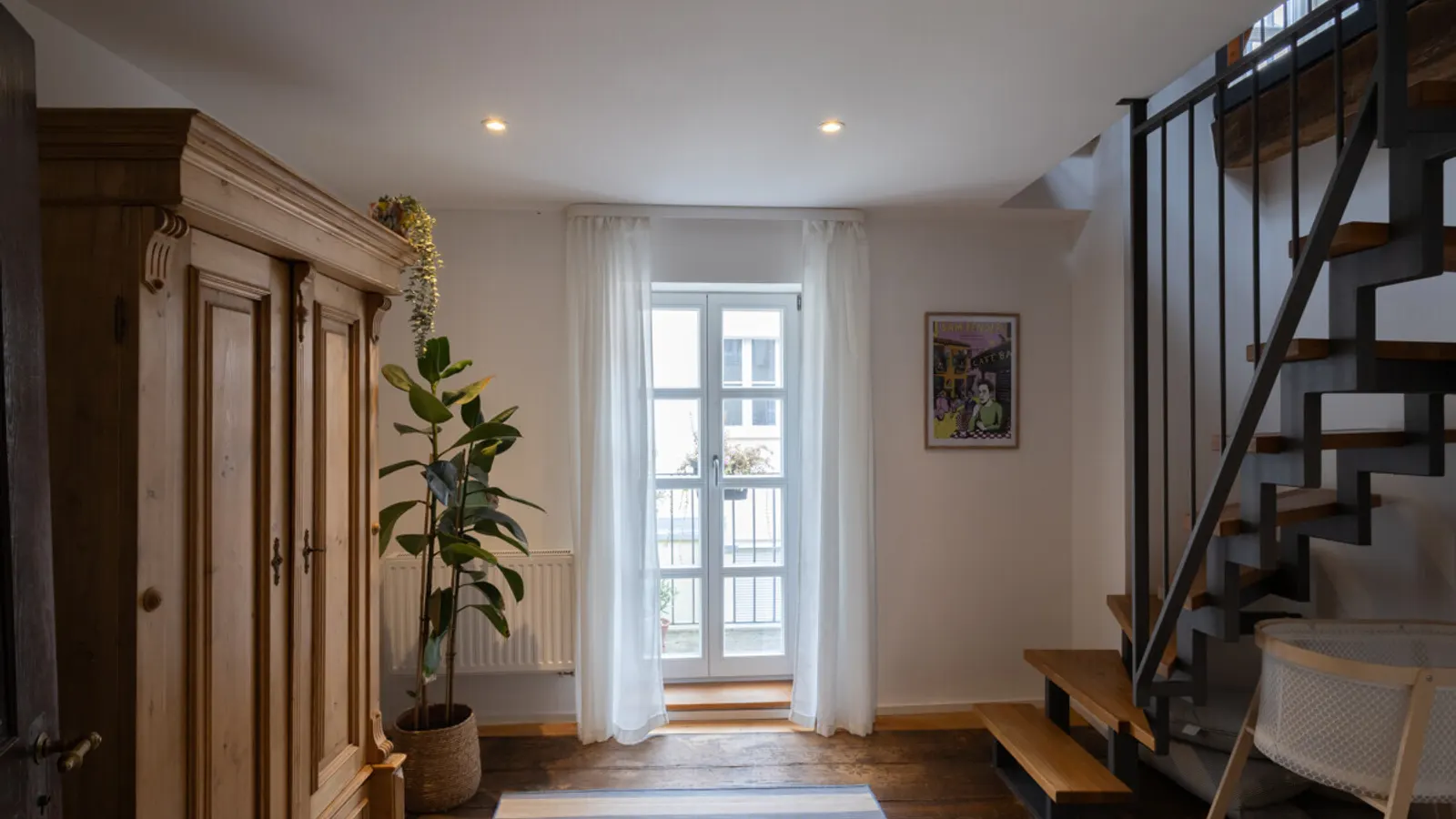 Liebevoll saniertes Denkmalobjekt - Stadtbauernhof mit 4-Wohnungen in der Innenstadt - Bild 7