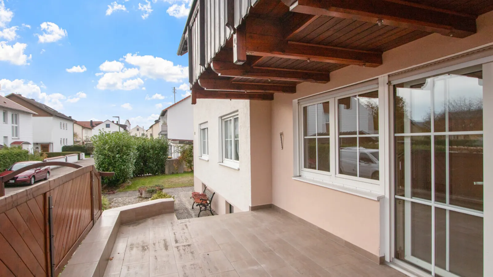 Gepflegtes Dreifamilienhaus in ruhiger Wohnlage von Oberstimm! - Bild 17