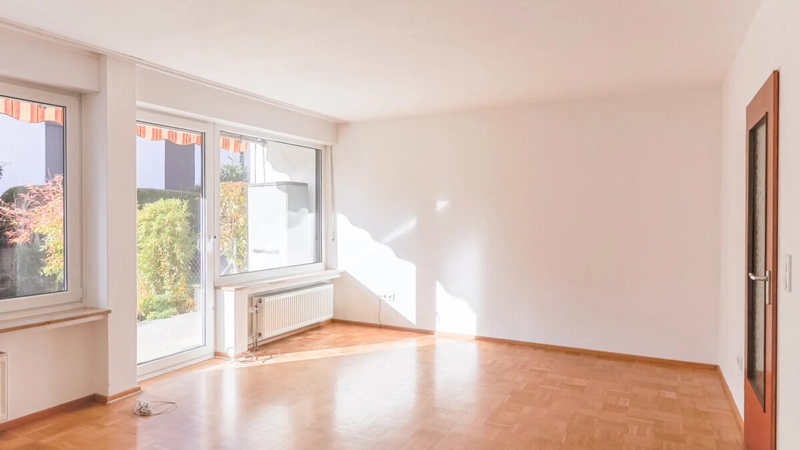 Charmantes Reihenmittelhaus mit viel Potenzial - Bild 4