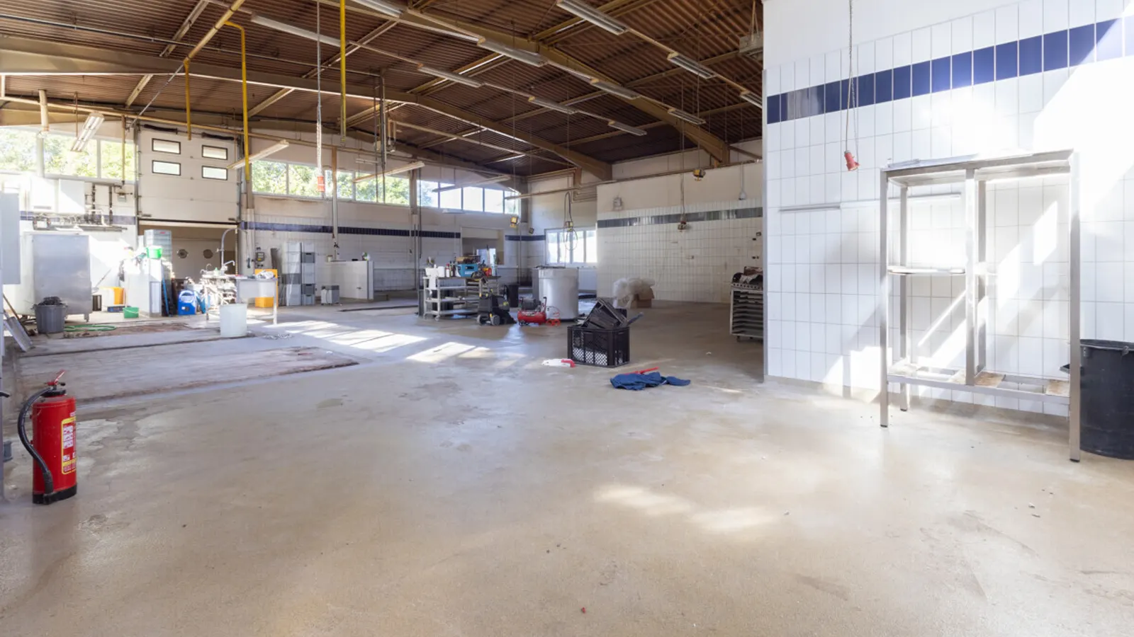 Großzügige Halle mit Büro in Autobahnnähe - Bild 10