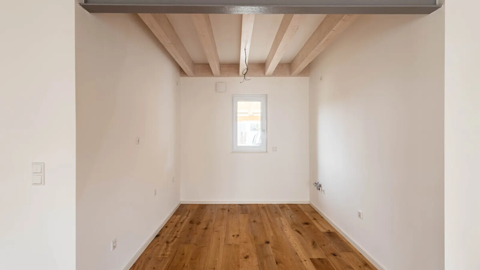 Hochwertige Neubauwohnung mit Terrasse und Garten in ruhiger Lage von Gaimersheim! - Bild 3