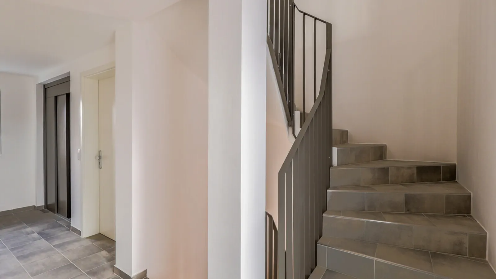 Gemütliche Neubau-Dachgeschosswohnung mit Dachterrasse in ruhiger Lage von Gaimersheim! - Bild 17