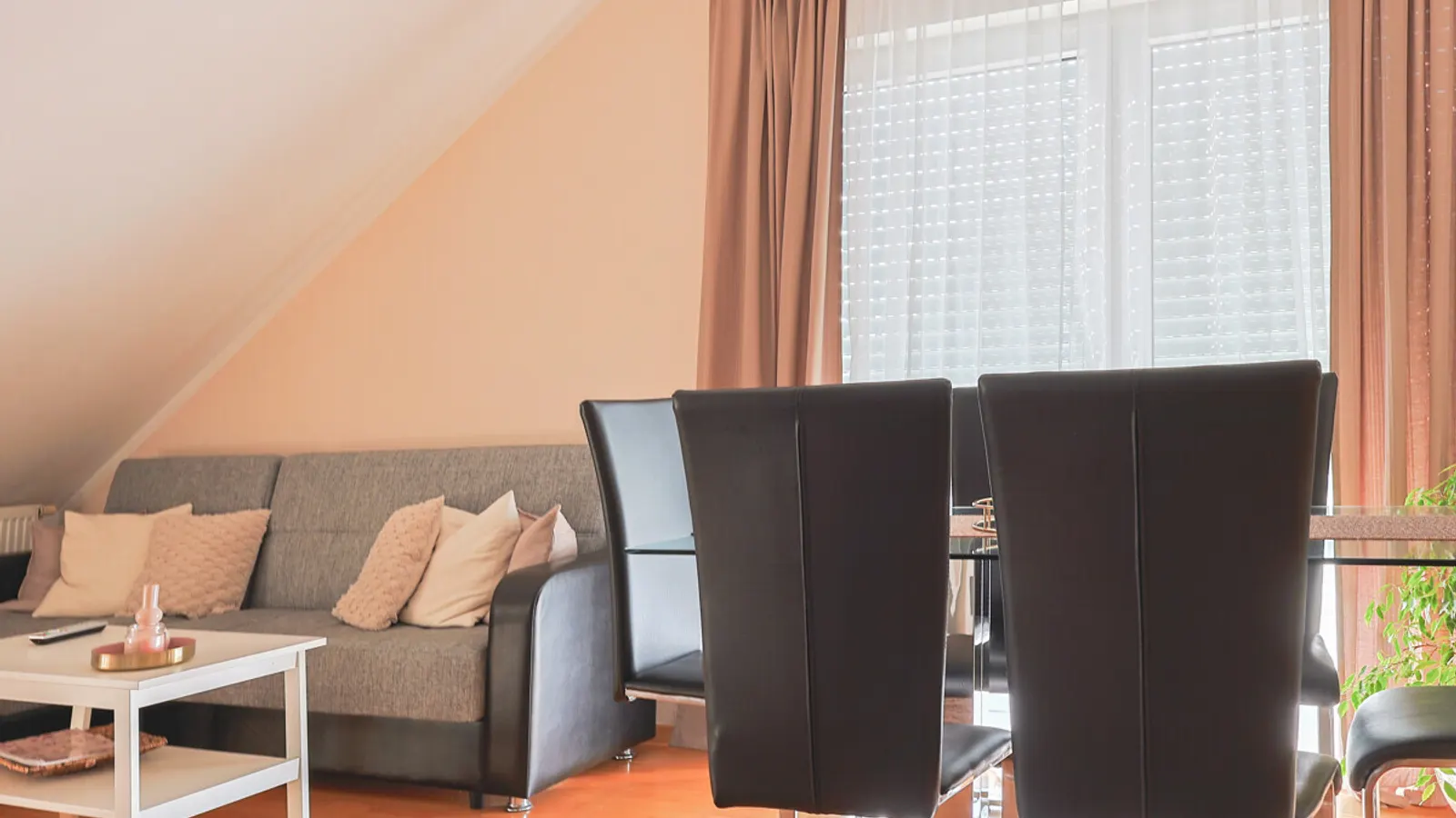 Charmante 2-Zimmer-Wohnung zum Wohlfühlen in Gaimersheim - Bild 2