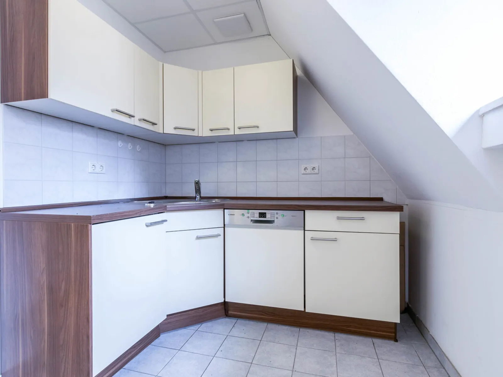 Große Gewerbefläche im Herzen Ingolstadts - Bild 13