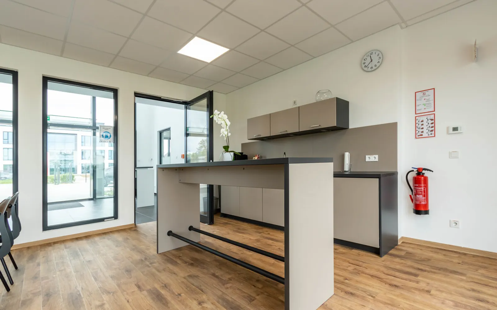 Moderne Bürofläche im Gewerbegebiet Großmehring - Bild 15