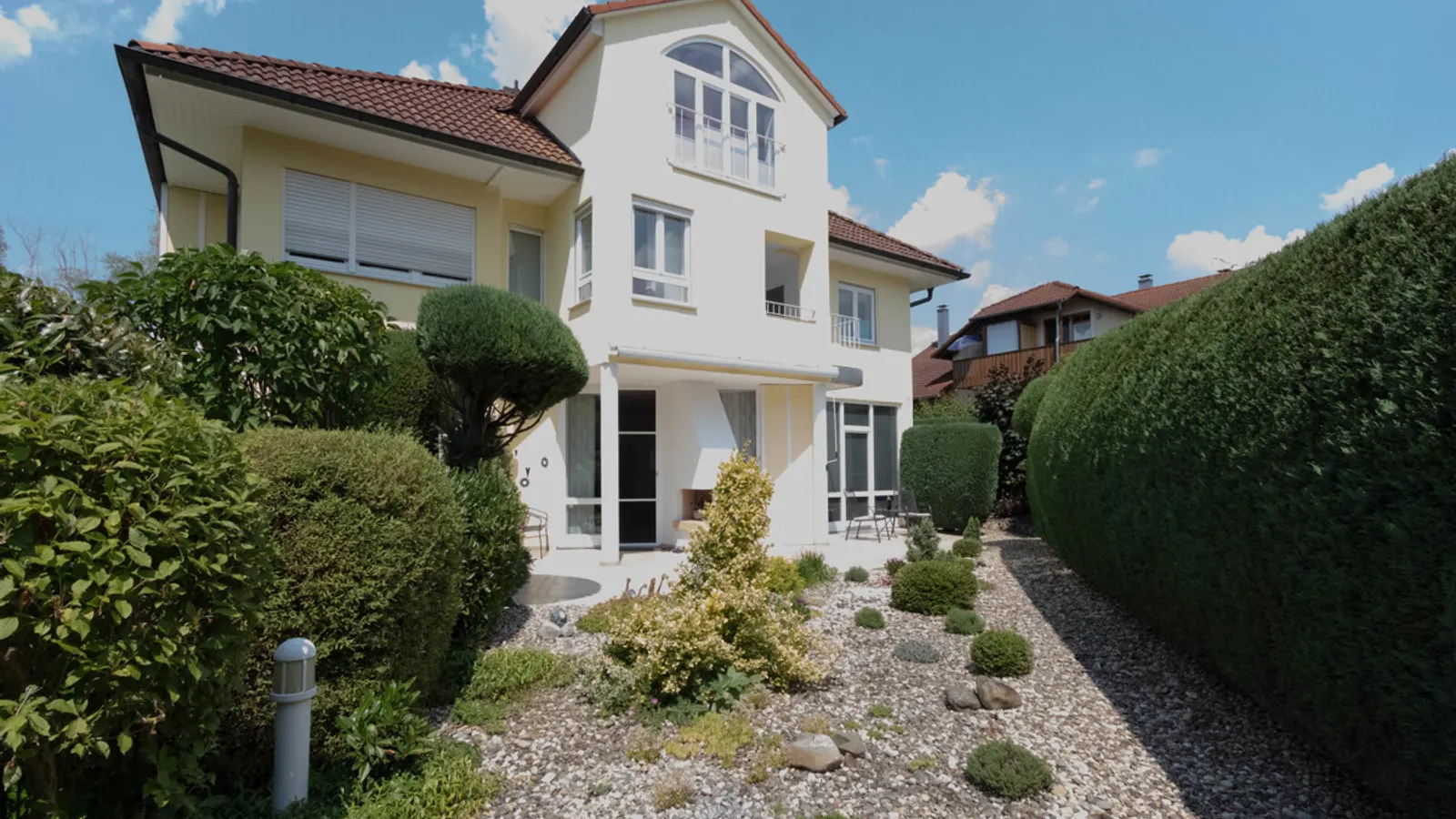 Charmante Doppelhaushälfte im Ingolstädter Westen - Bild 1