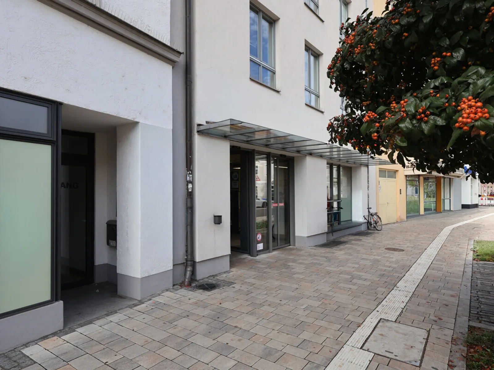 Schöne Bürofläche in der Altstadt inkl. TG-Stellplätze - Bild 2