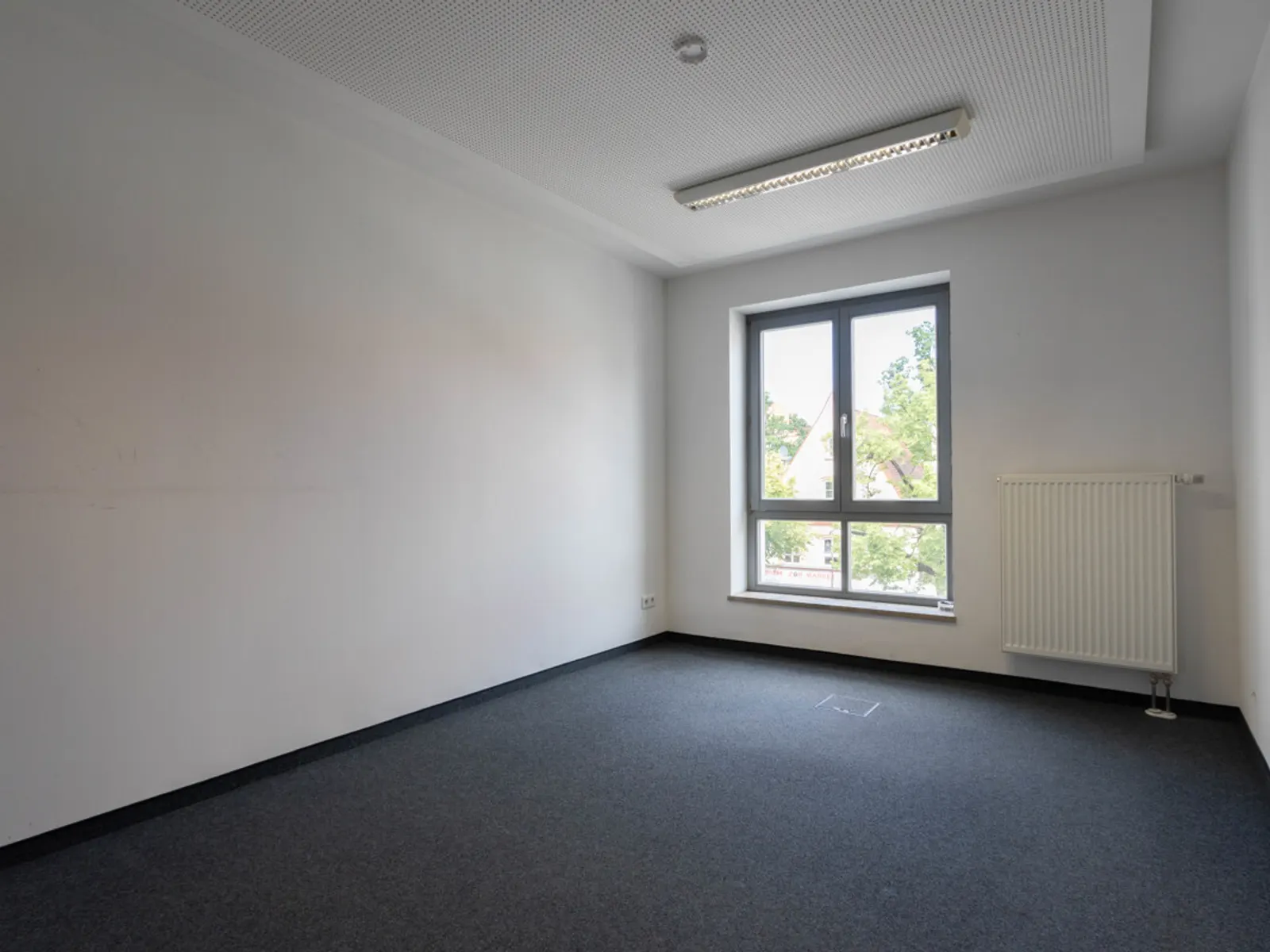 Schöne Bürofläche in der Altstadt inkl. TG-Stellplätze - Bild 5