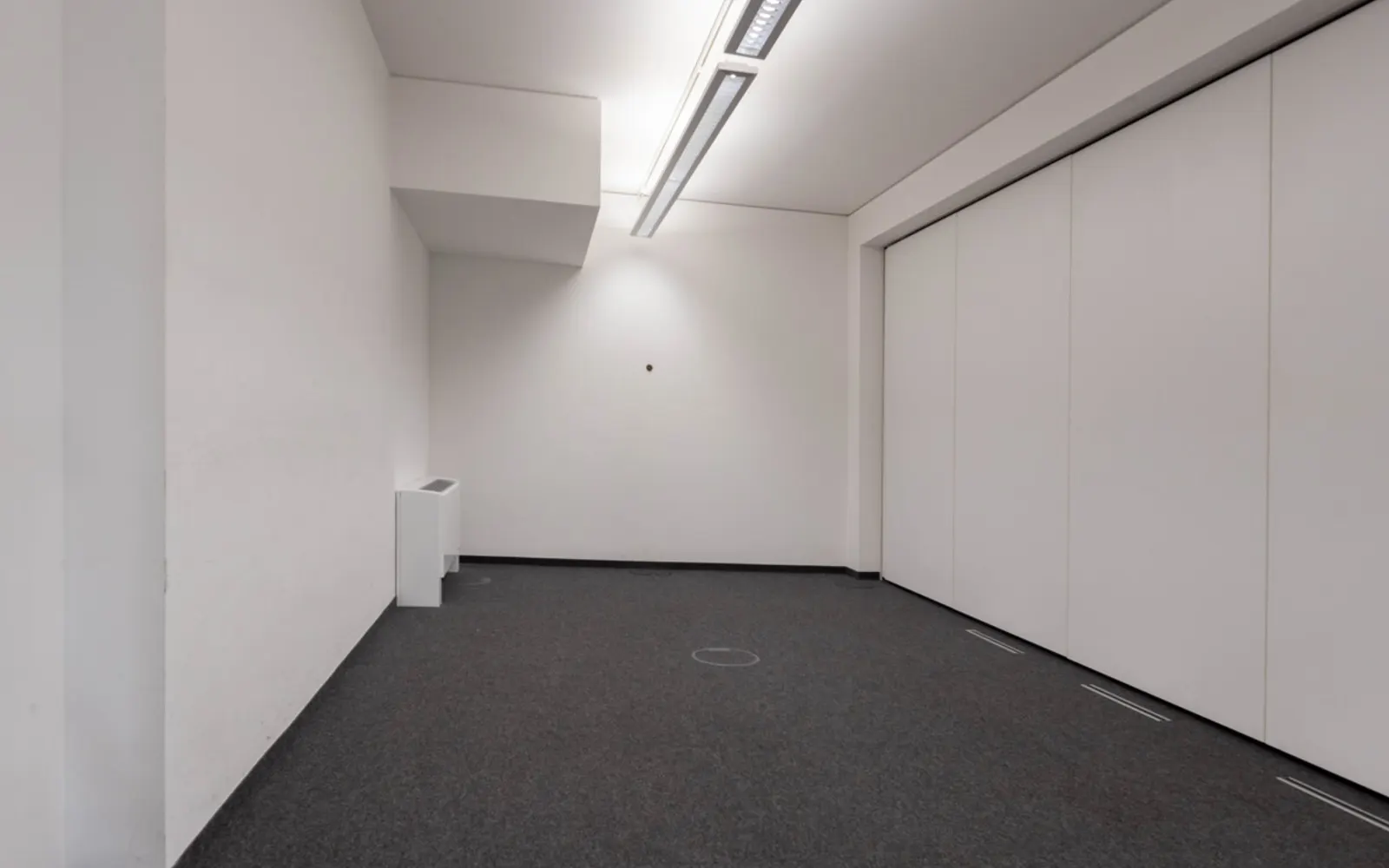 Große Bürofläche in modernem Geschäftsgebäude - Bild 23