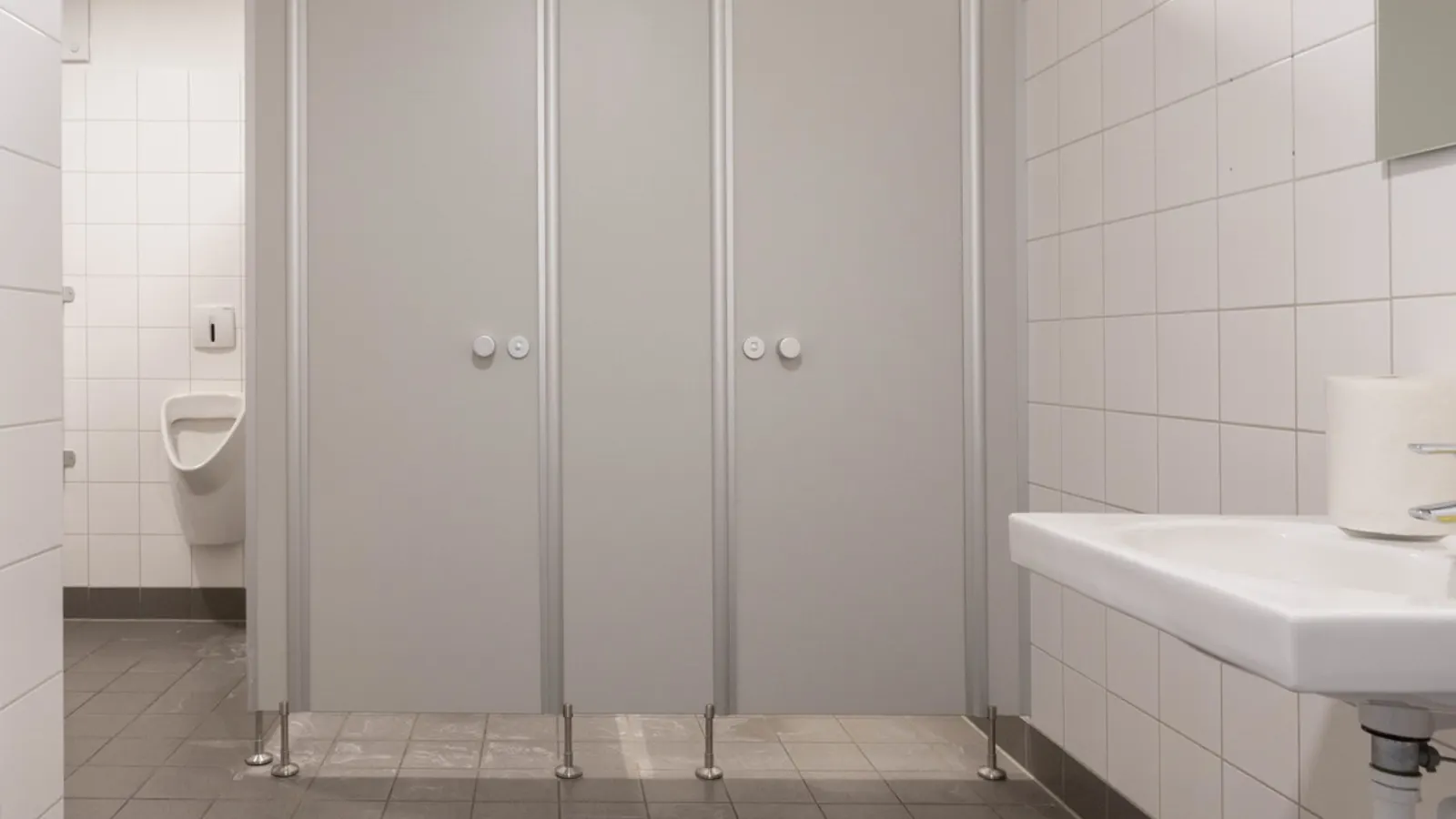 Große Bürofläche in modernem Geschäftsgebäude - Bild 19