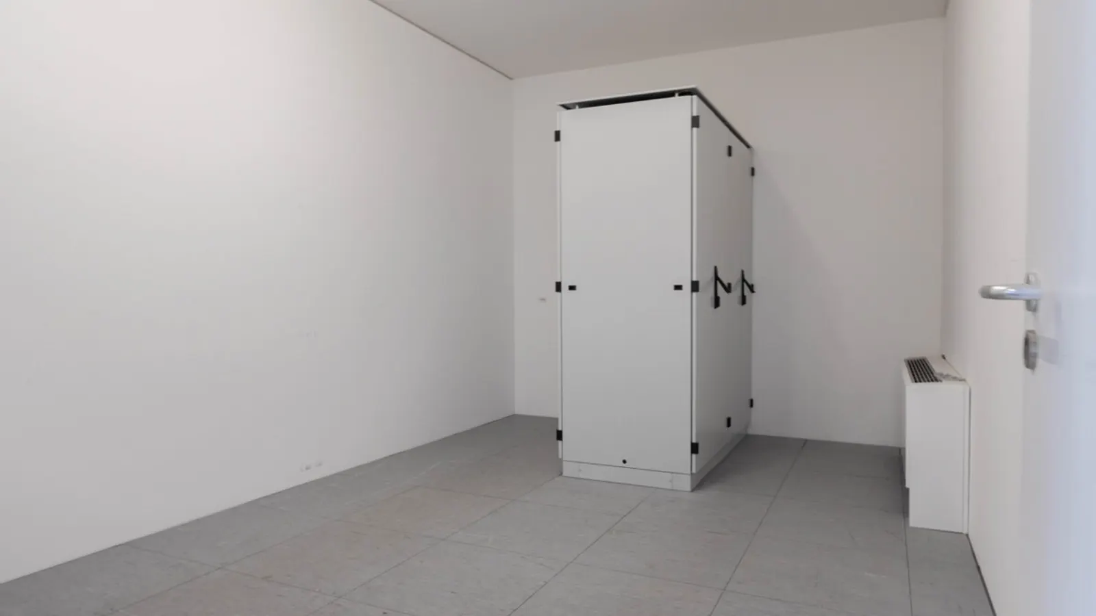 Große Bürofläche in modernem Geschäftsgebäude - Bild 12