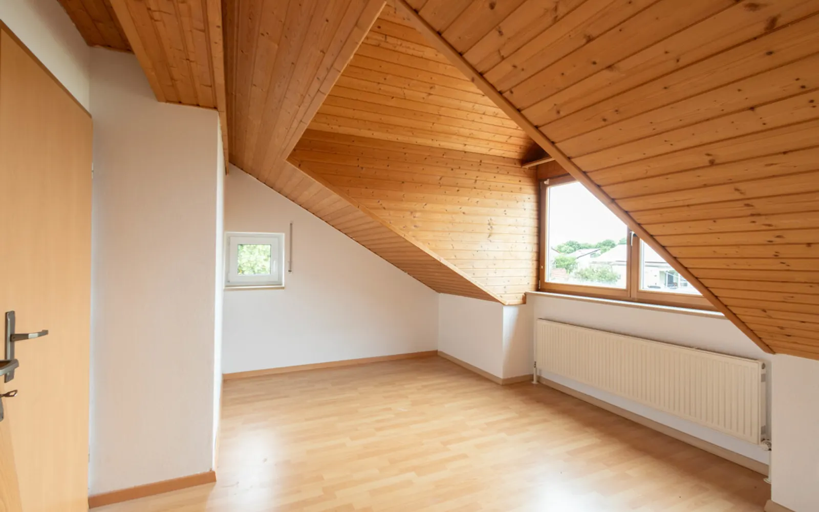 Charmante Maisonette Wohnung - 3-Zimmer mit Balkon, eigener Garage und Stellplatz - Bild 13