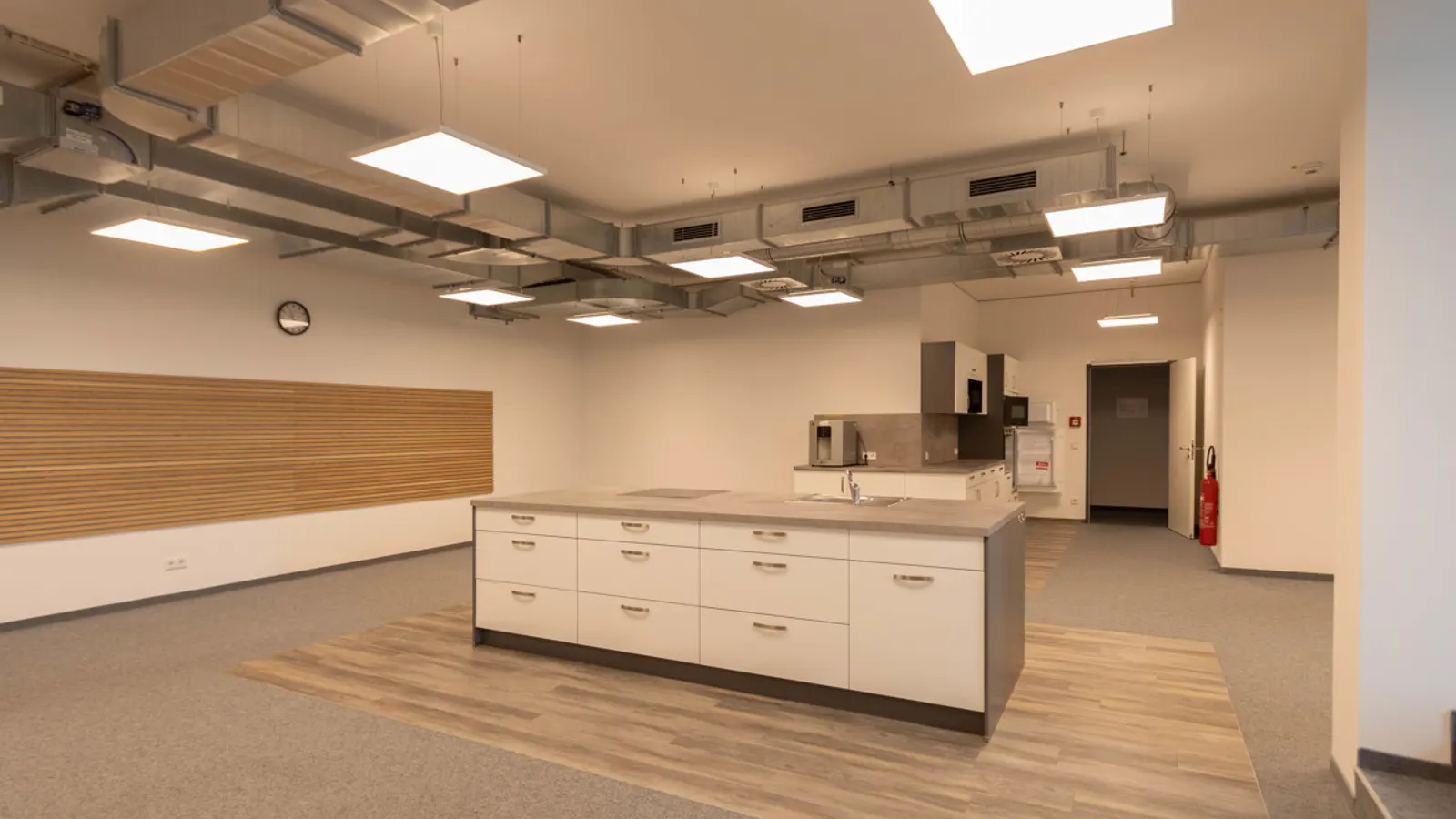 DESPAG Workspace - Moderne Hallen- / Produktions- und Büroflächen - Bild 8