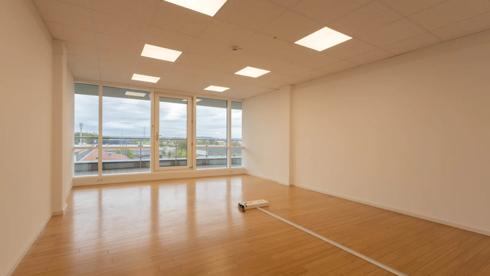 Moderne Bürofläche nähe Ingolstadt Village - Bild 5