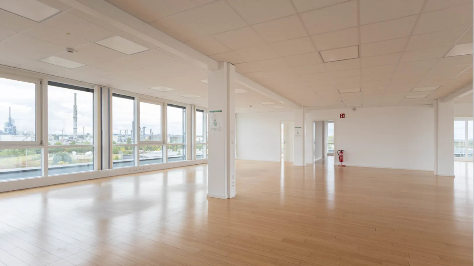 Moderne Bürofläche nähe Ingolstadt Village - Bild 2