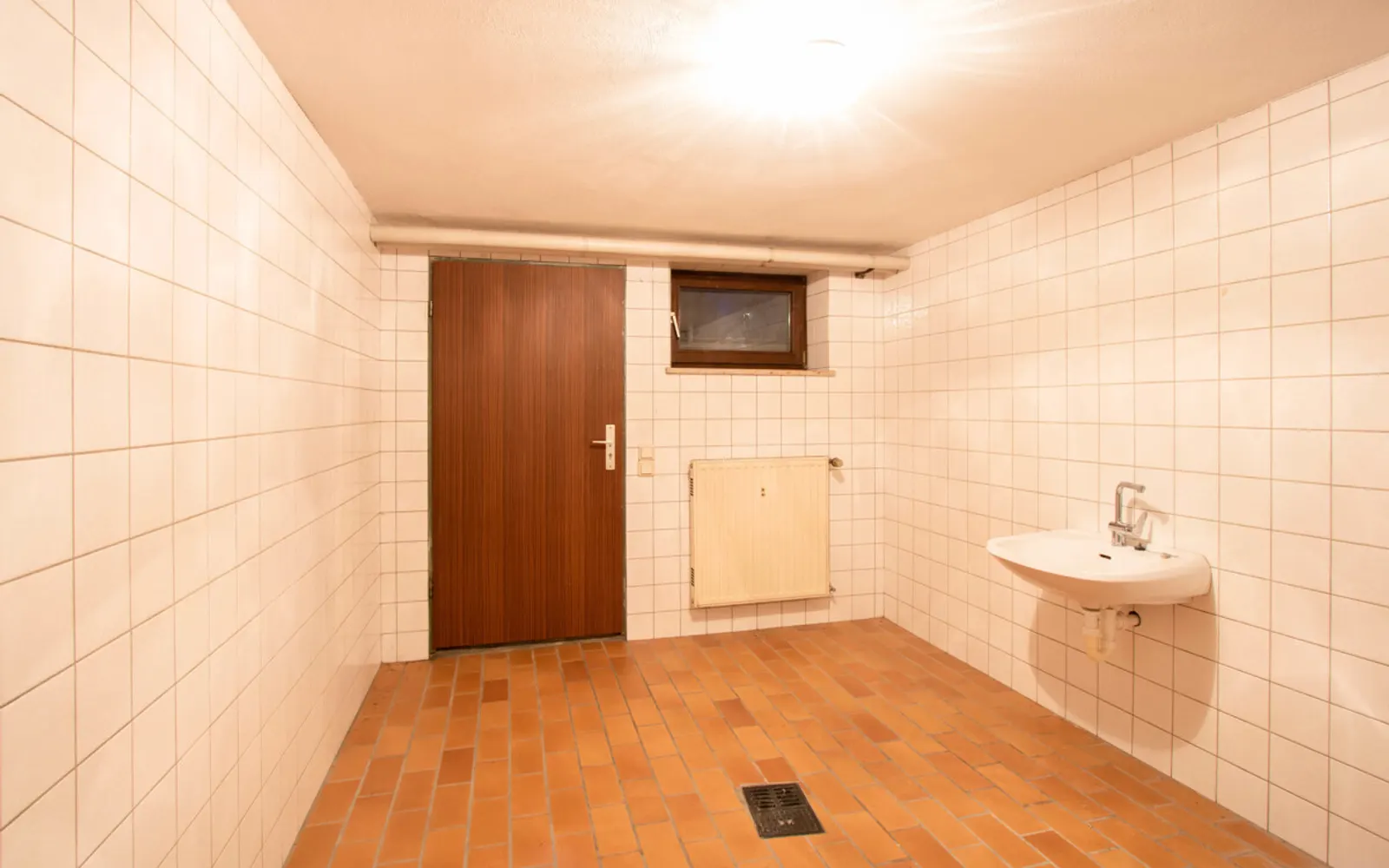 Viel Platz für Ihre Wohnideen: Großzügiges Zweifamilienhaus in Wettstetten - Bild 26