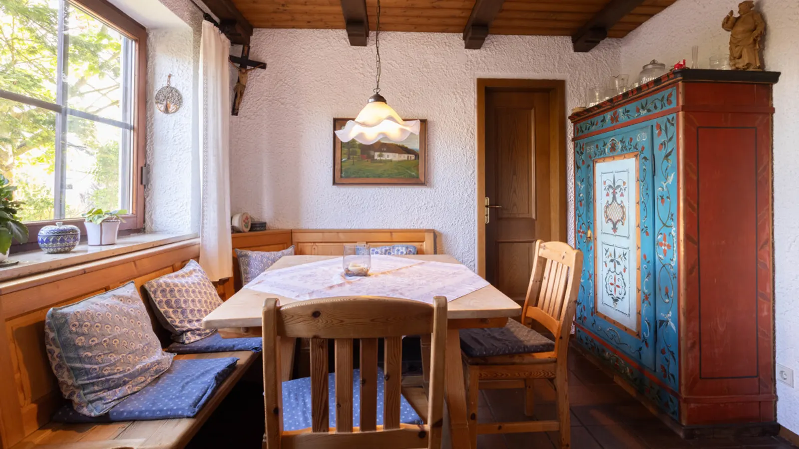 Gepflegtes großzügig angelegtes Einfamilienhaus - Bild 7