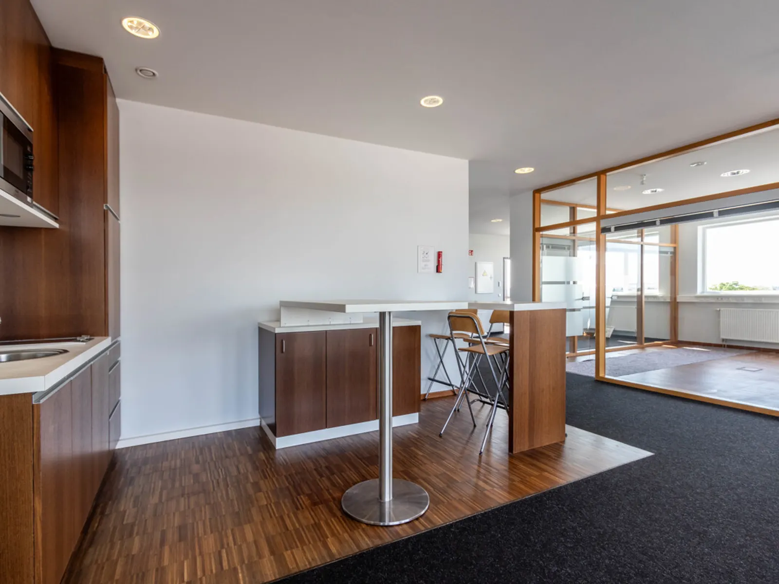 Büro mit Penthouse-Charakter - Bild 14