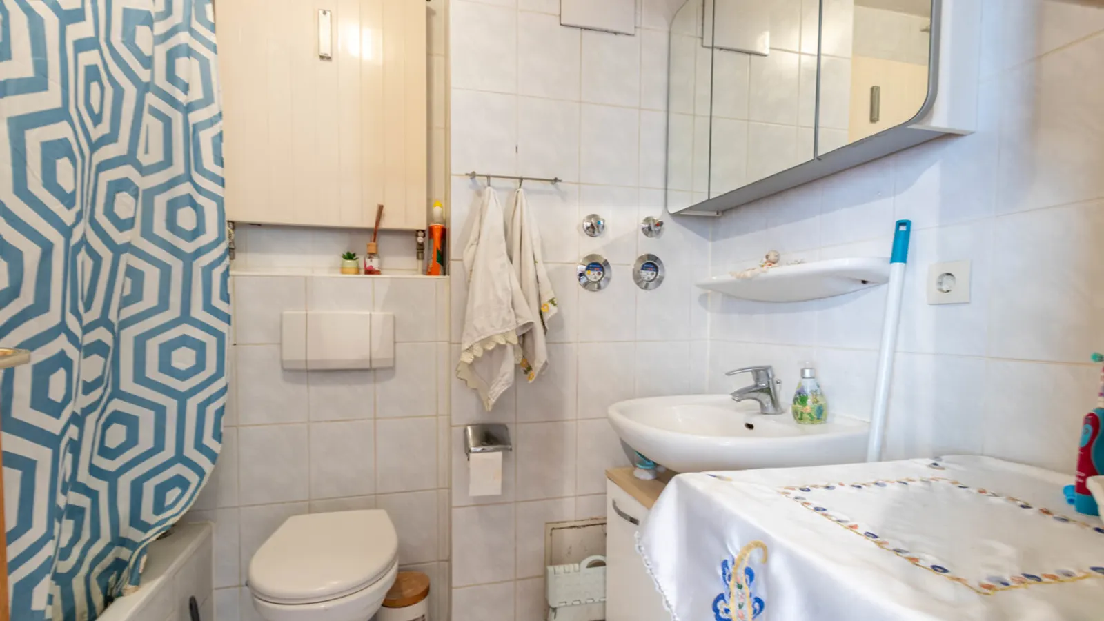 3-Zimmer-Wohnung mit zwei Balkonen nähe Luitpoldpark - Bild 6