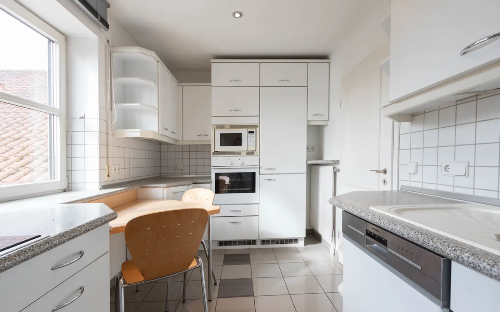 Altes Westviertel: 3-4 Zimmer-Wohnung mit Dachterrasse - Bild 7
