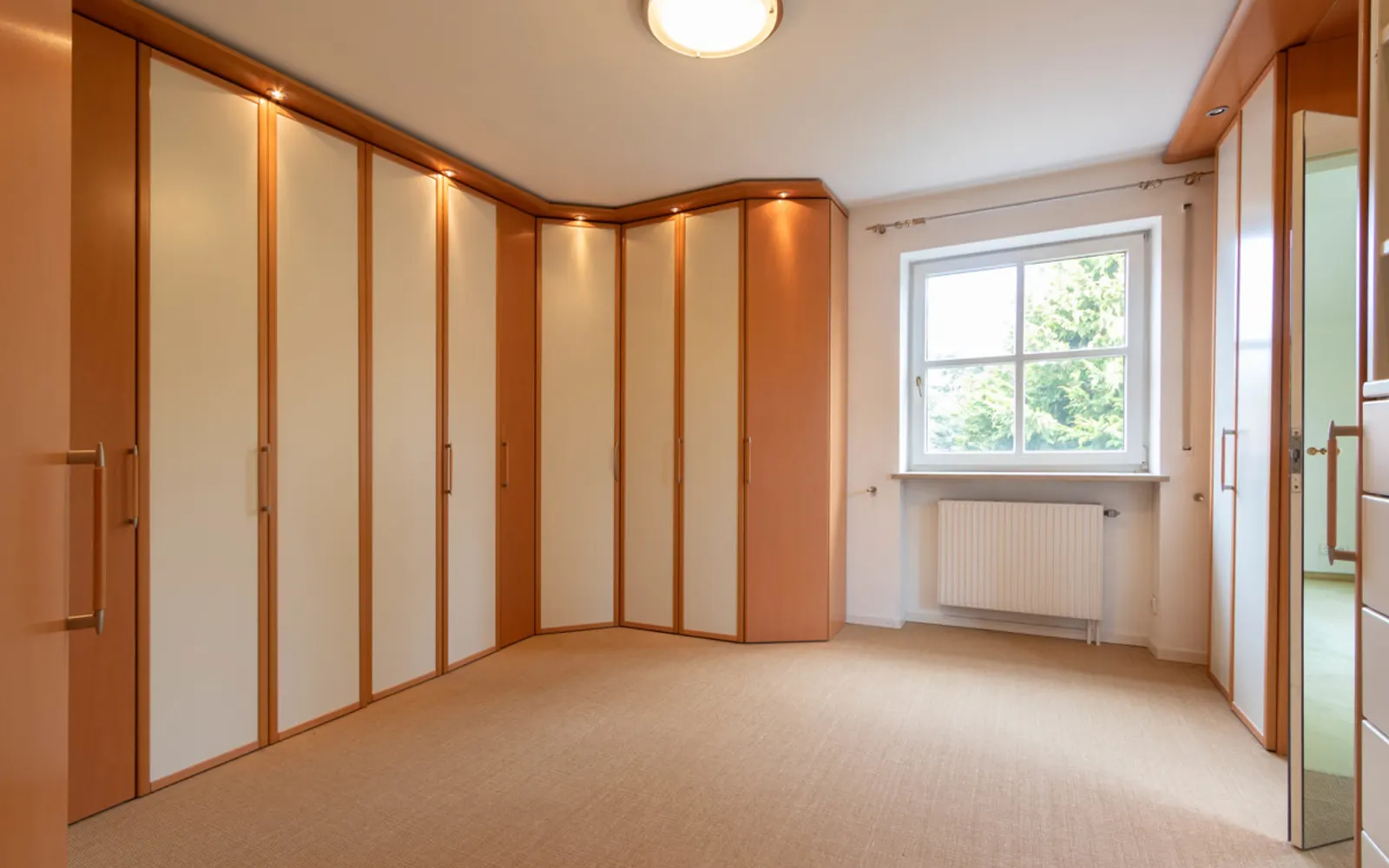 Altes Westviertel: 3-4 Zimmer-Wohnung mit Dachterrasse - Bild 8