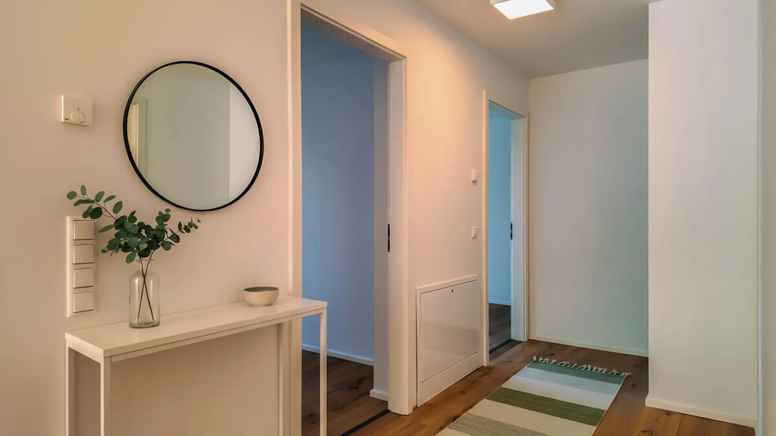 Sofort bezugsfreier Neubau: 3-Zimmer-Wohnung mit Balkon - Bild 4