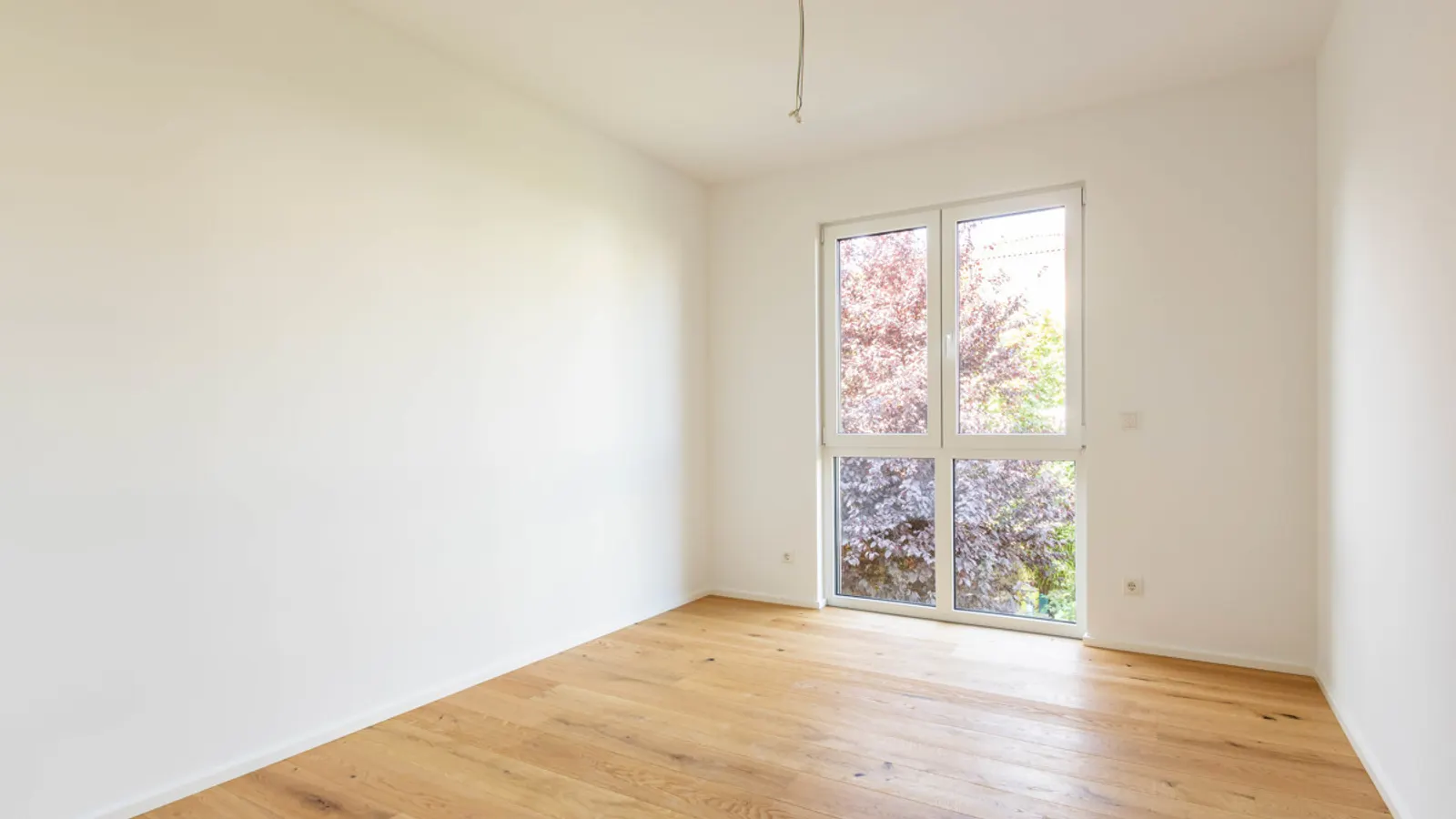 Sofort bezugsfreier Neubau: 3-Zimmer-Wohnung mit Balkon - Bild 6