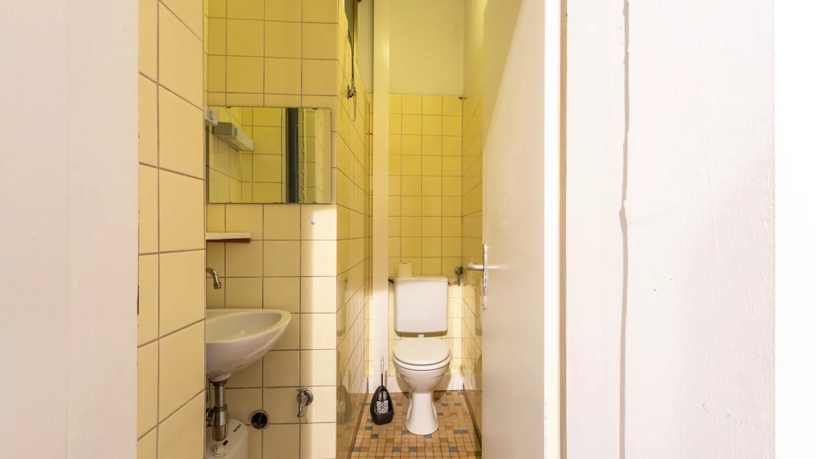 Zentrale Ladenfläche in der Altstadt - Bild 6