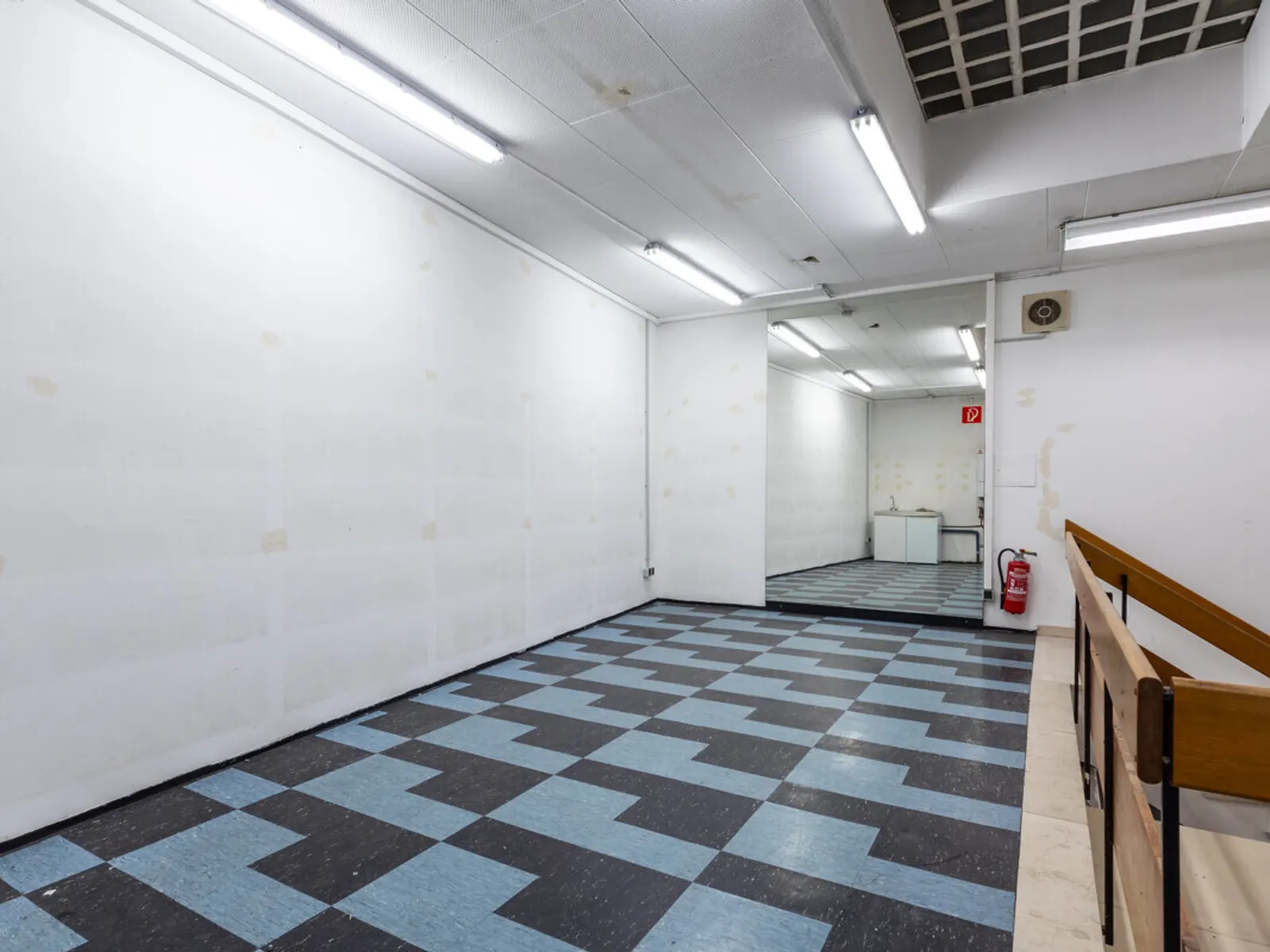 Zentrale Ladenfläche in der Altstadt - Bild 9