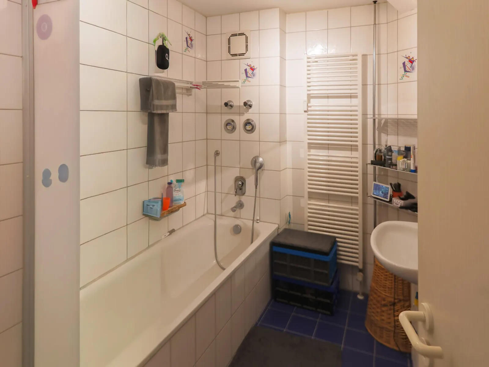 Zeitnah bezugsfrei: 2-Zimmer-Wohnung im 1.OG mit zwei Balkonen in ruhiger Lage! - Bild 6