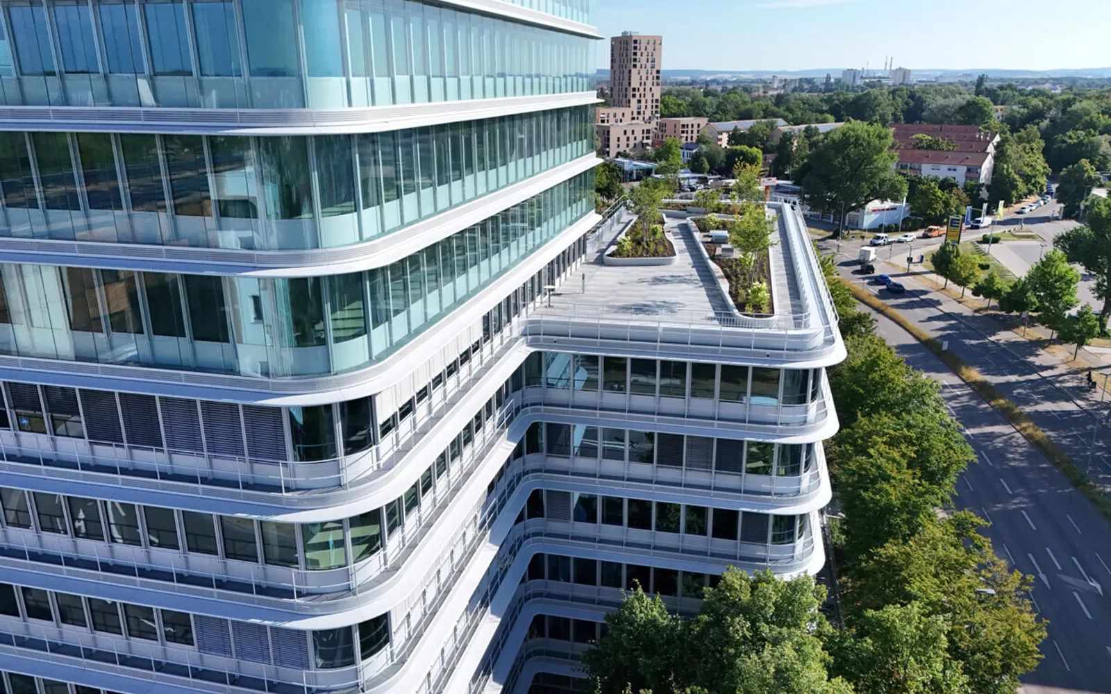 Hoch hinaus - Büroflächen im Donau Tower - Bild 1