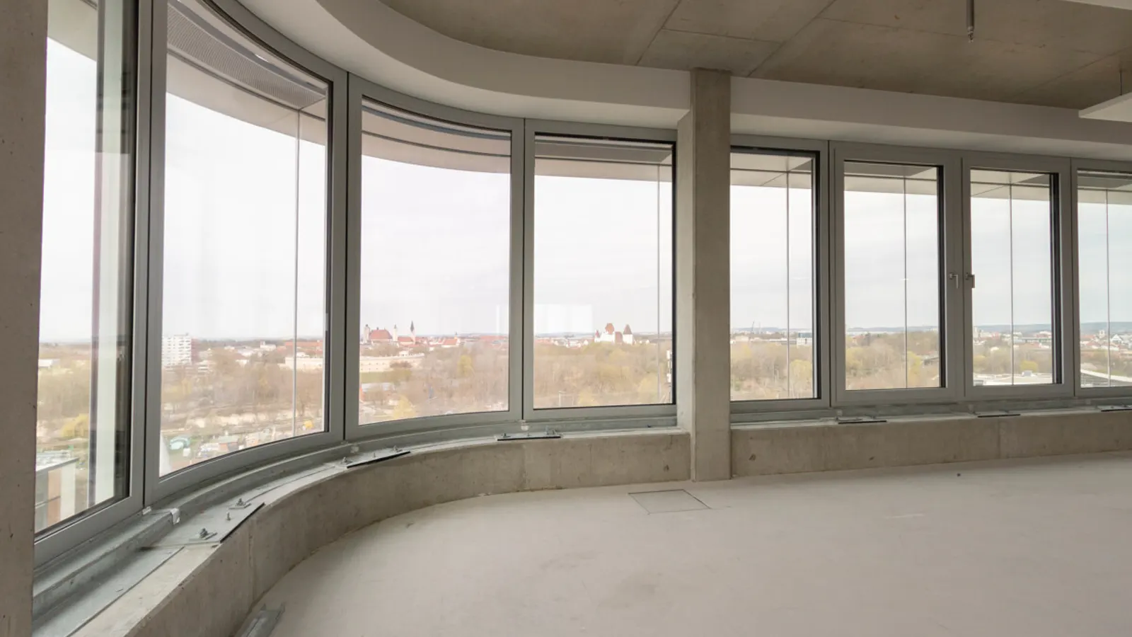 Hoch hinaus - Büroflächen im Donau Tower - Bild 7