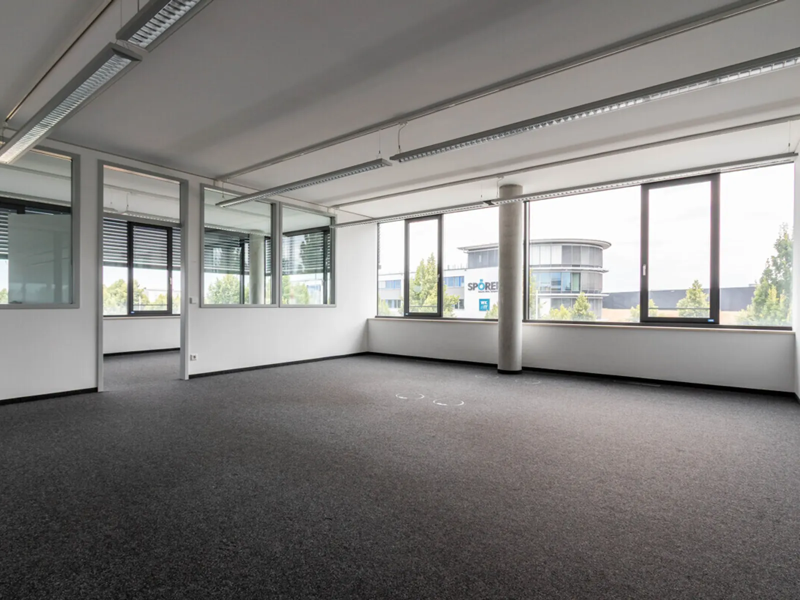 Große Bürofläche in modernem Geschäftsgebäude - Bild 5