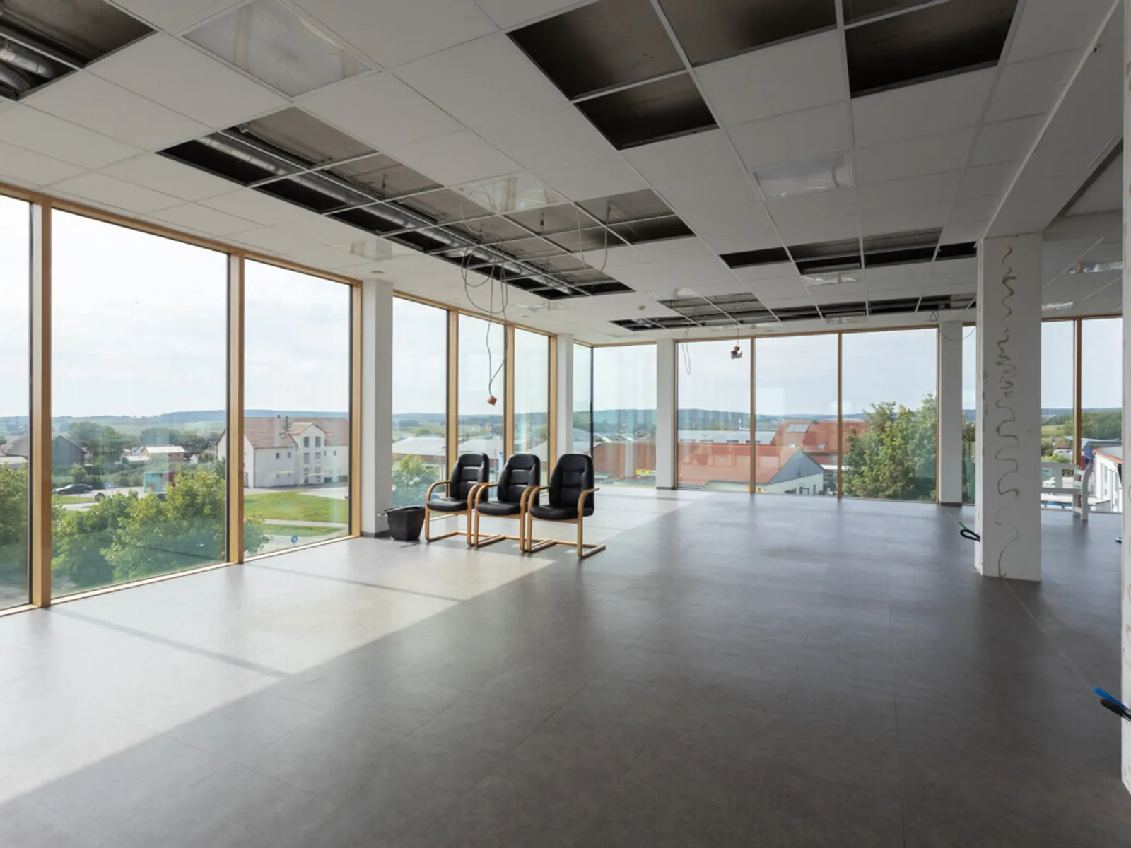 Repräsentatives Bürogebäude in Nassenfels - Bild 3