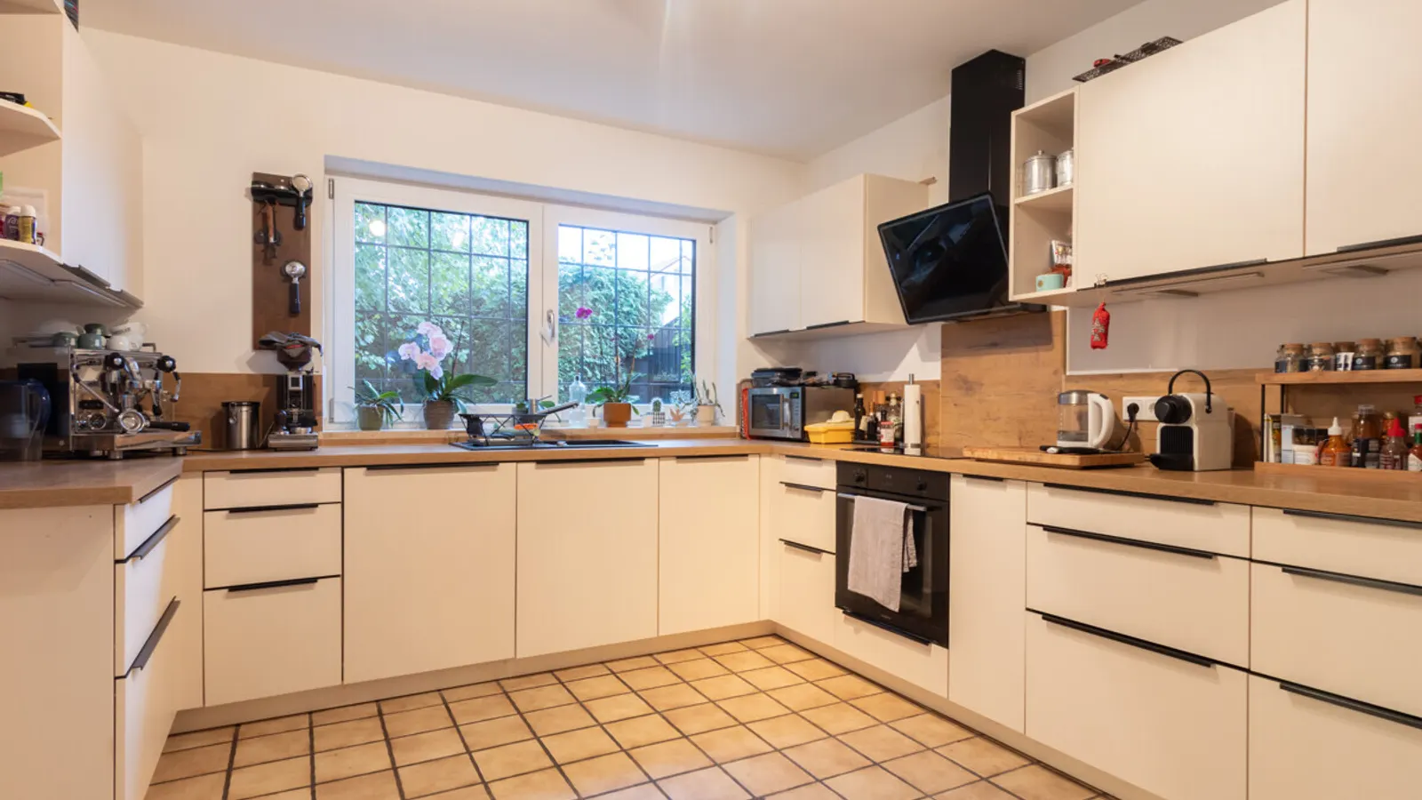 Familienfreundliche Doppelhaushälfte mit Garten in Gerolfing - Bild 4