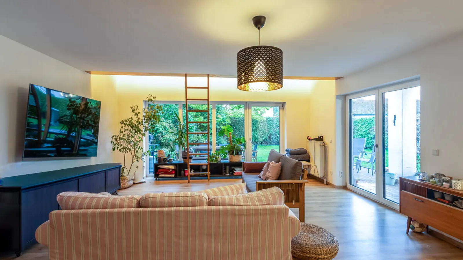 Familienfreundliche Doppelhaushälfte mit Garten in Gerolfing - Bild 2