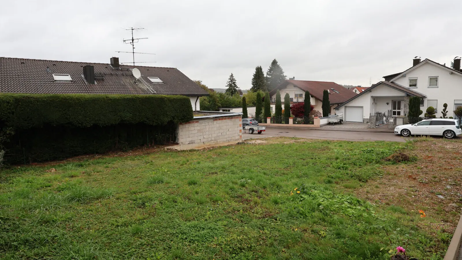 Traumhaftes Grundstück für eine DHH in begehrter Lage von Wettstetten - Bild 2