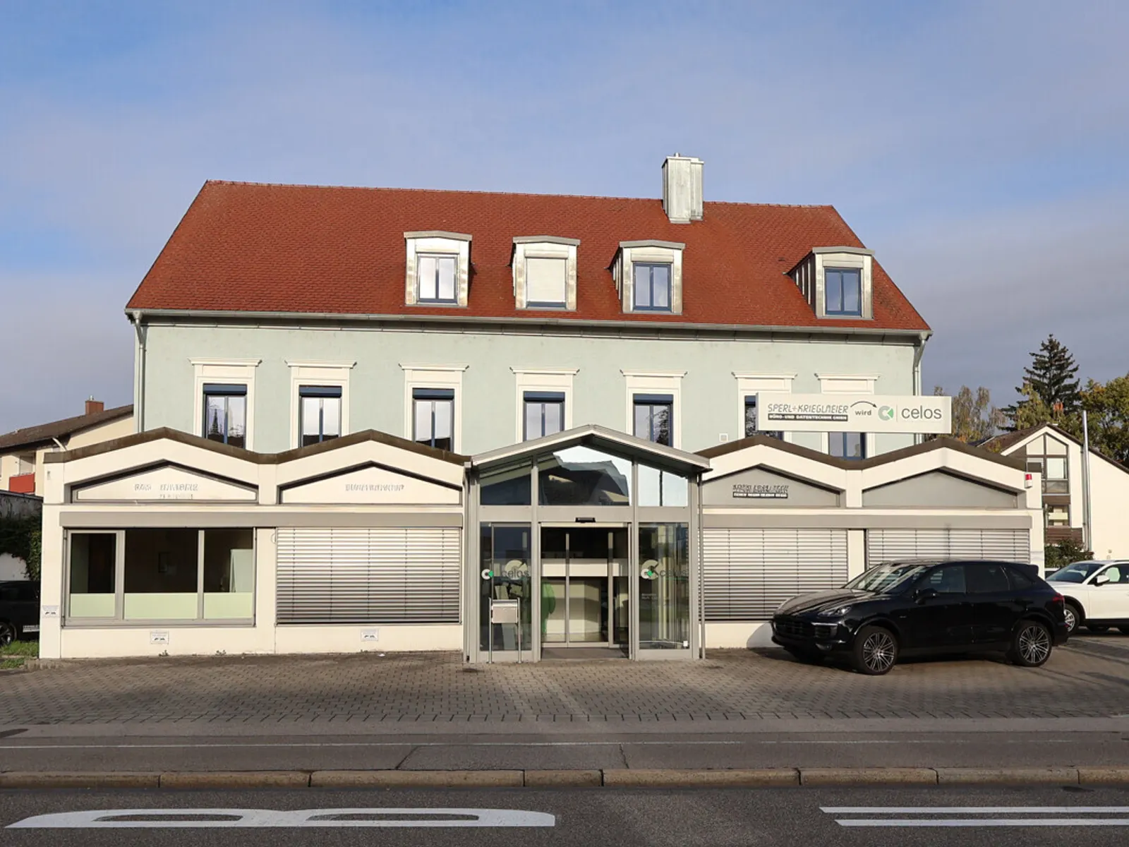Gepflegtes, komplettes Bürogebäude mit hervorragender Anbindung - Bild 1
