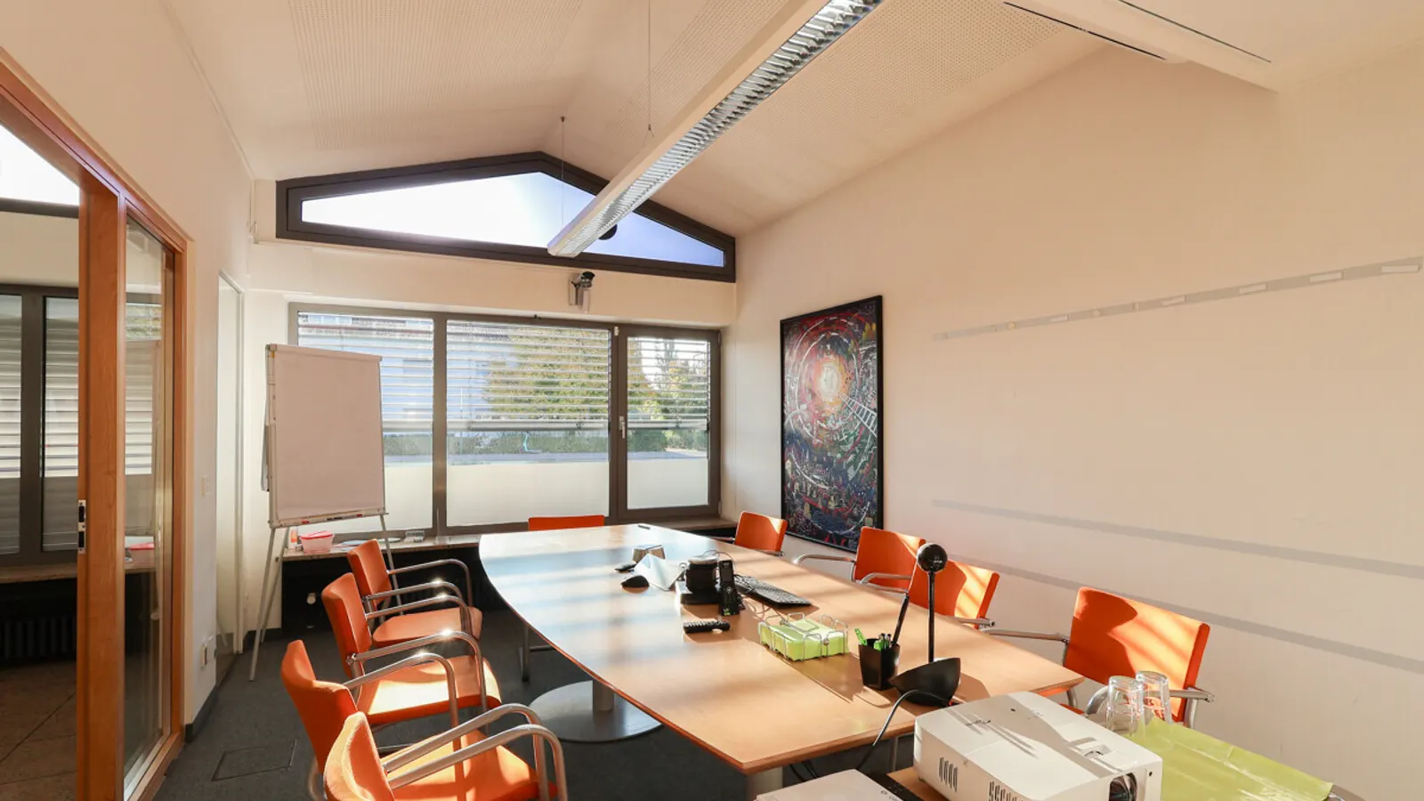 Gepflegte Büro-/Ladenfläche mit guter Sichtbarkeit und Parkmöglichkeiten - Bild 6