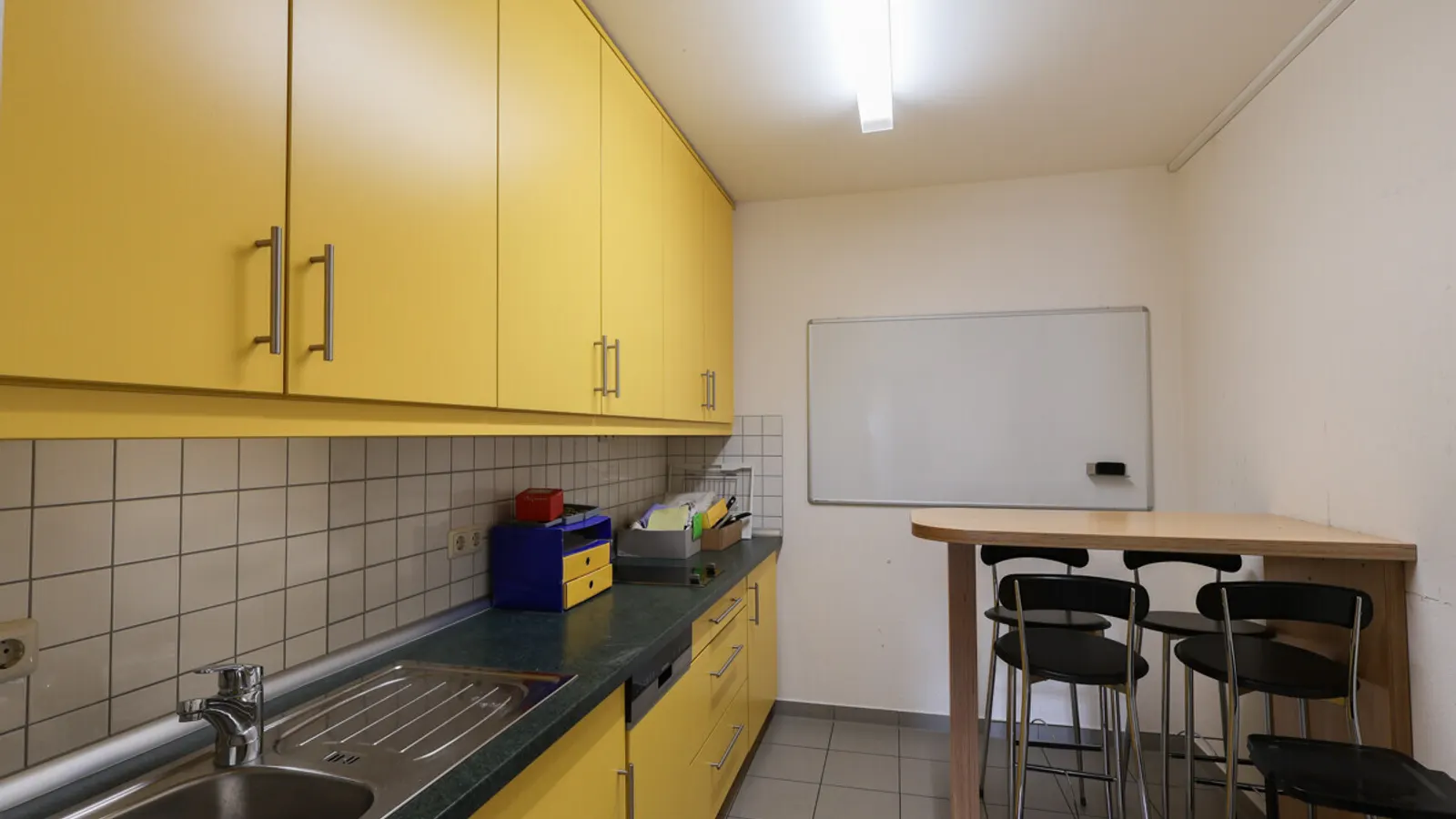 Gepflegte Bürofläche in Ingolstadt-Nordost - Bild 7