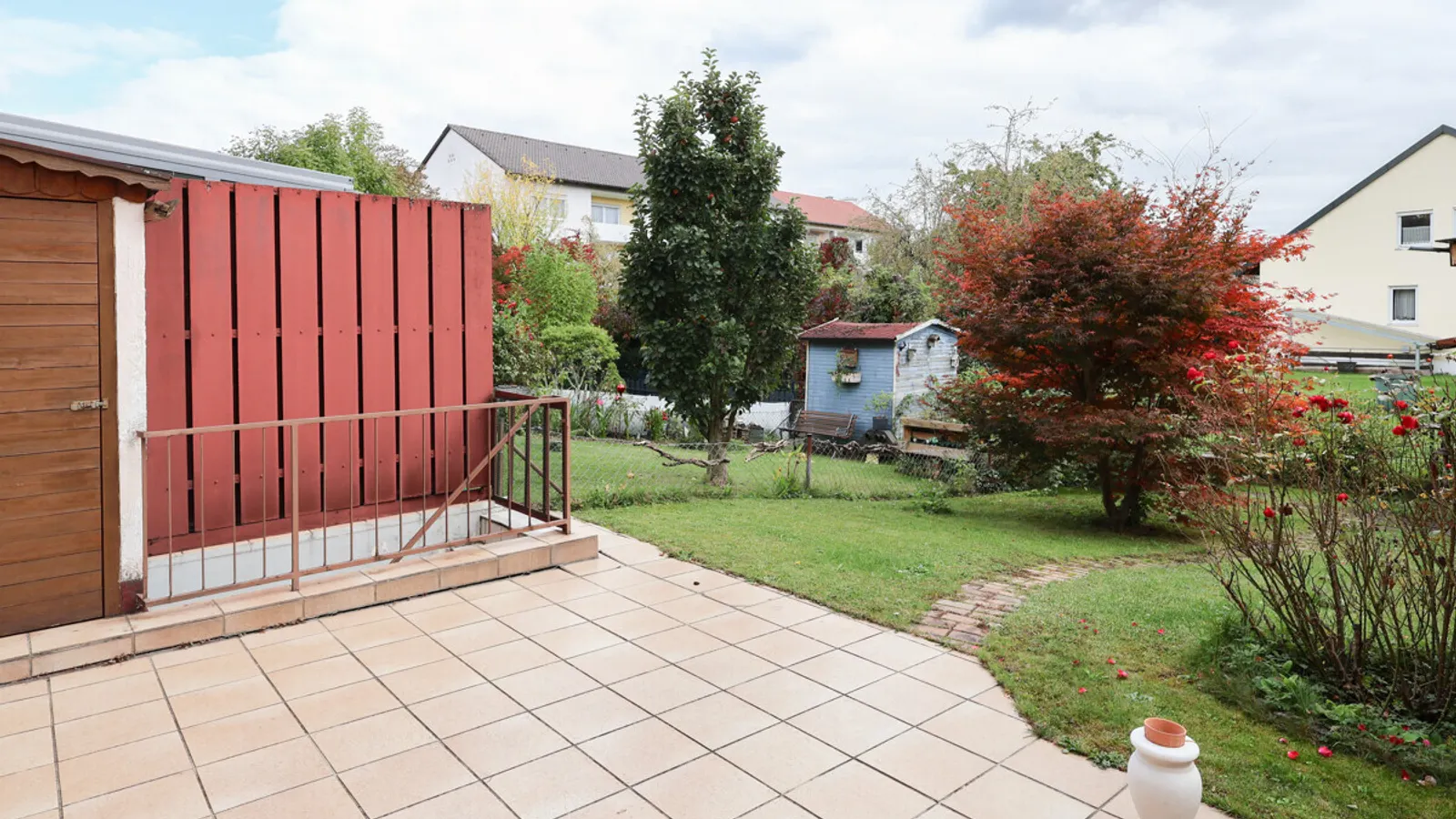 Charmantes Reihenmittelhaus in Ingolstadt-Nord mit viel Gestaltungsspielraum! - Bild 6